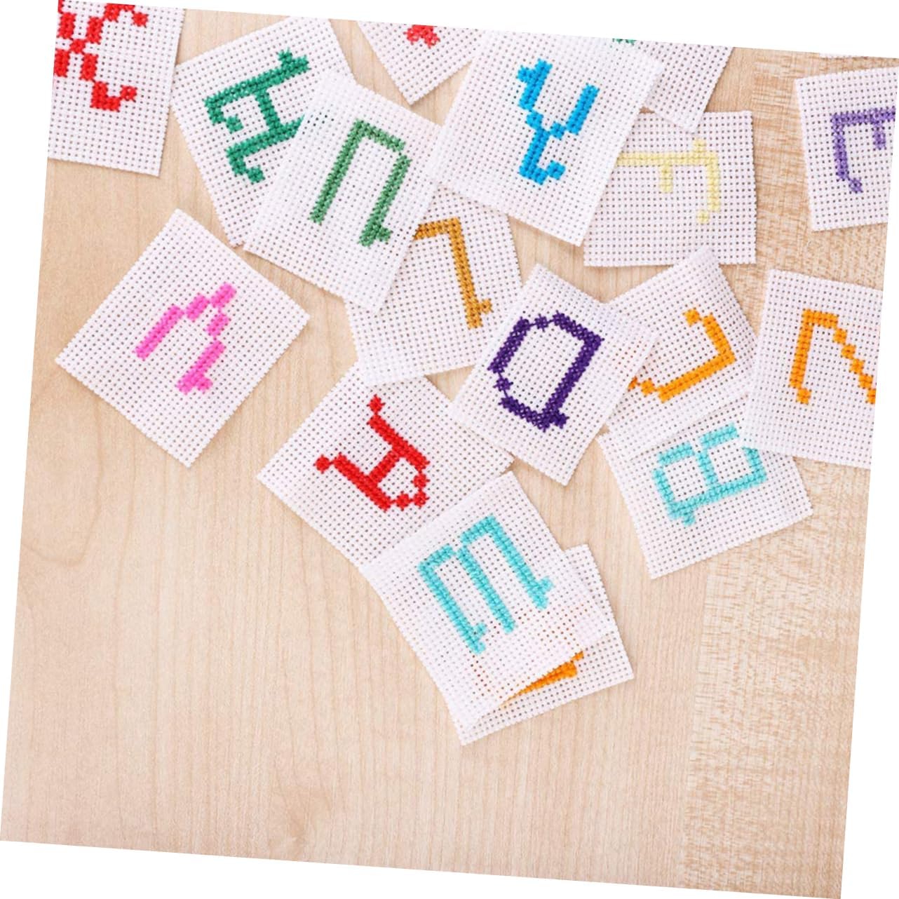 HOMSFOU 90pcs Square Mesh Plastic Canvas Sheets for Cross- Embroidery Knit Crochet Projects Lightweight Easy to Cut Premium Pe Material for Crafting