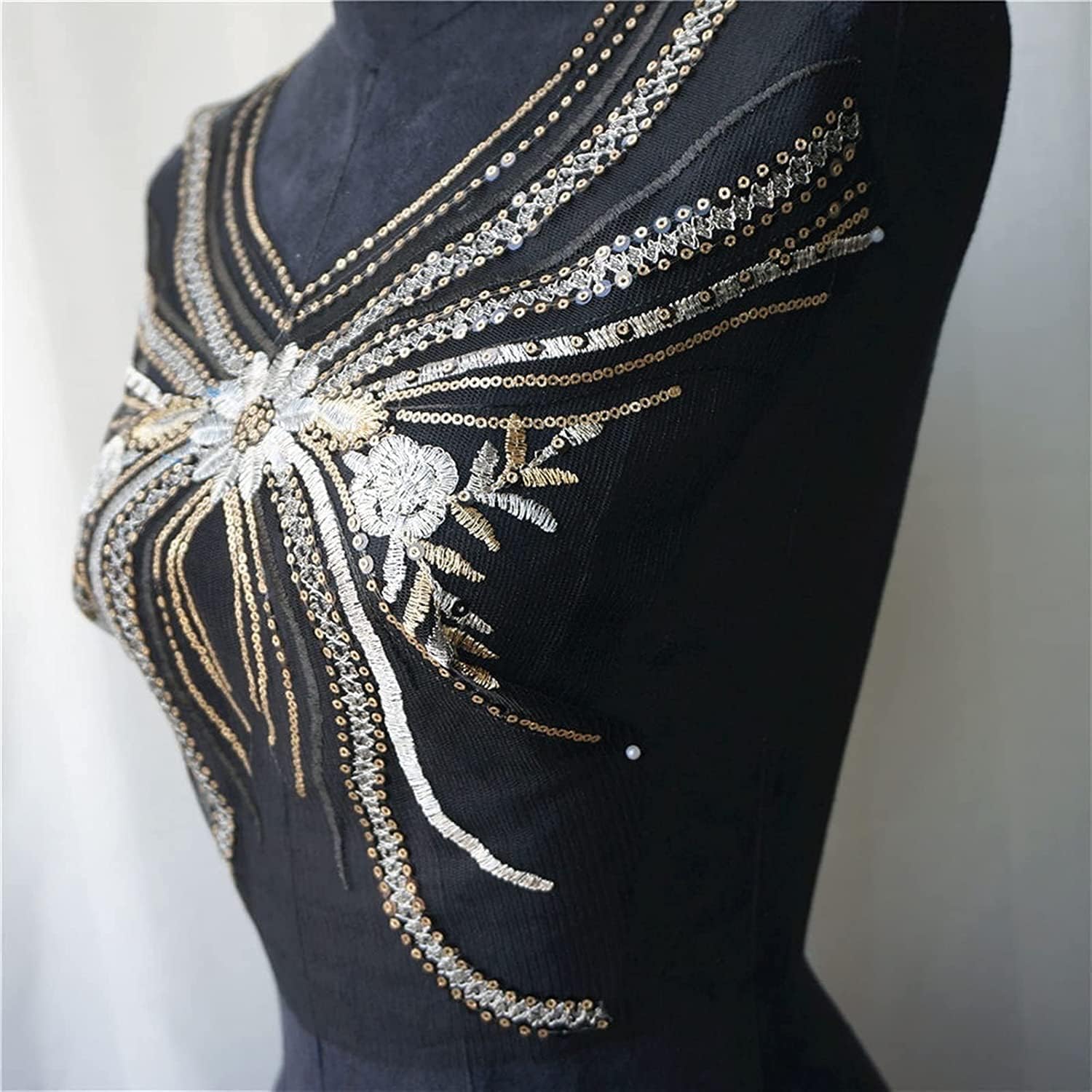 Appliqué Decorativi per Abiti da Cerimonia, Nappa con Paillettes Tessuto di Pizzo Nero Colletto a Fiori Abito