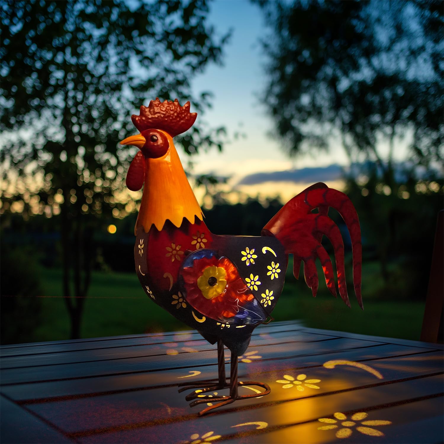 LIFFY Metal Chicken Yard Art,18" Solar Rooster Garden Statues Outdoor,Farm Animal Lawn Decorations Outside,Unique Gift for Home Decor & Rooster Lovers