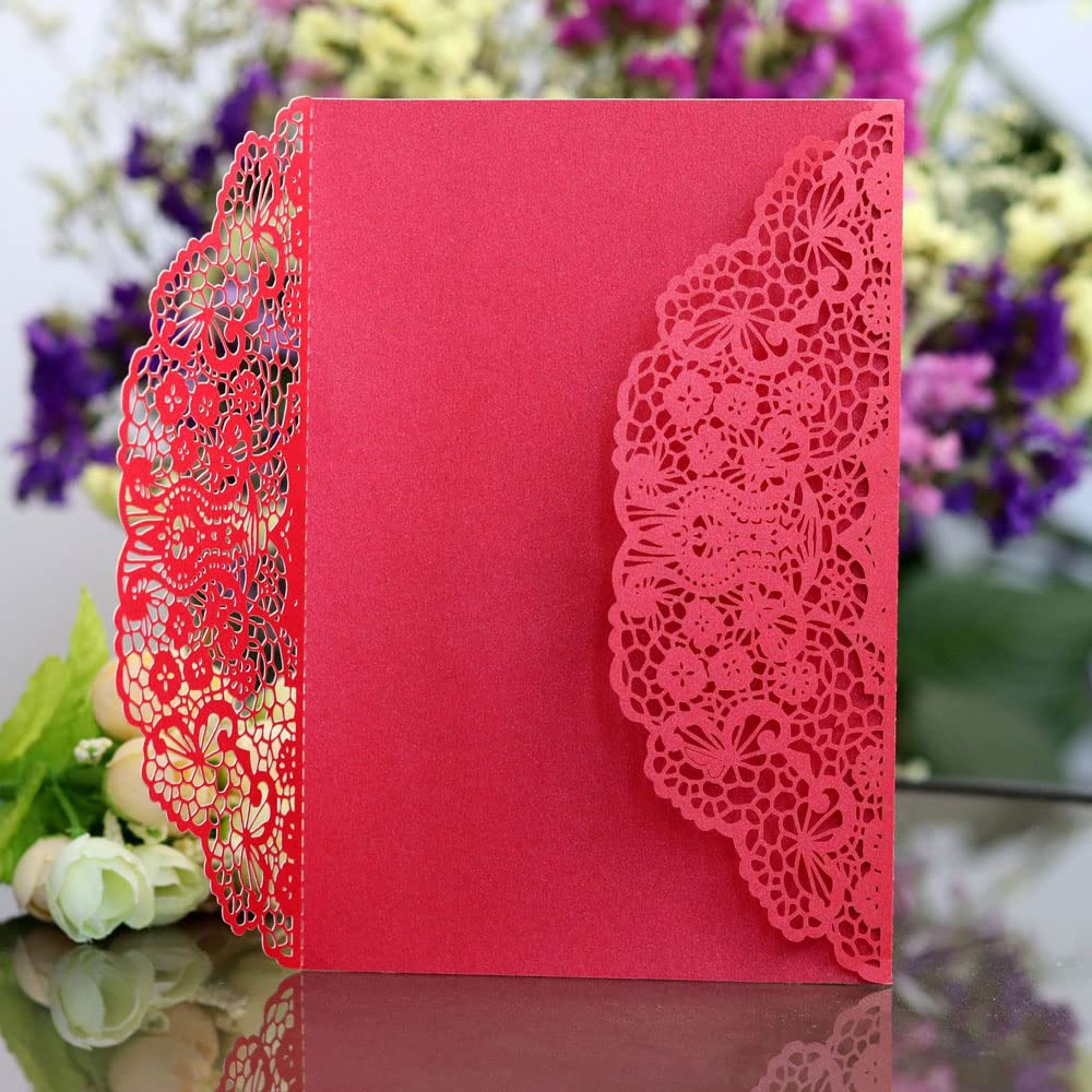 Cartes d'invitation de mariage découpées au laser pour réussir vos faire-part facilement