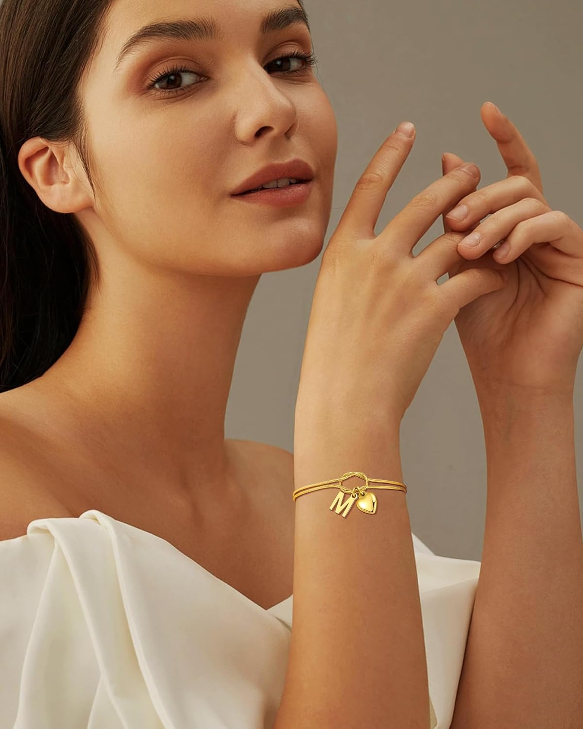 Seyaa Gold Initial Bracelets for Women, Personalized Gifts for Women, Bridesmaid Bracelet Dainty Heart Letter Bracelet Friendship, Wedding Birthday Gifts for Women Gold Jewelry - Image 3