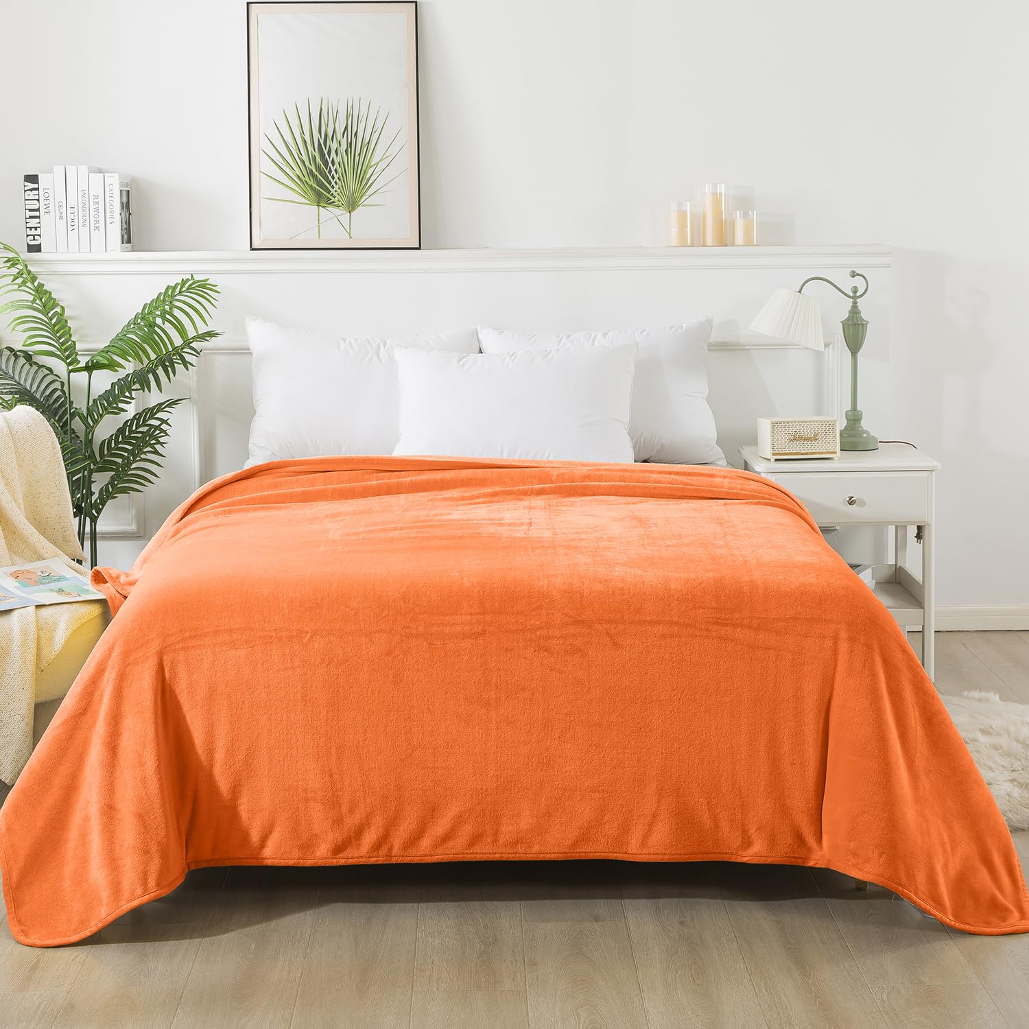 HOZY Fleece Blanket, 130 x 150cm Fleece Velvet Plush Bed Blanket, Soft, Lightweight, Warm and Cozy Blanket as Bedspread - Image 3