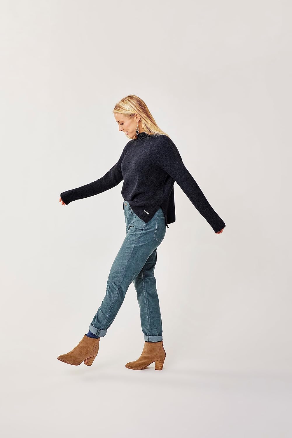 Carve Designs Womens Olivia Plush Sweater - Image 2