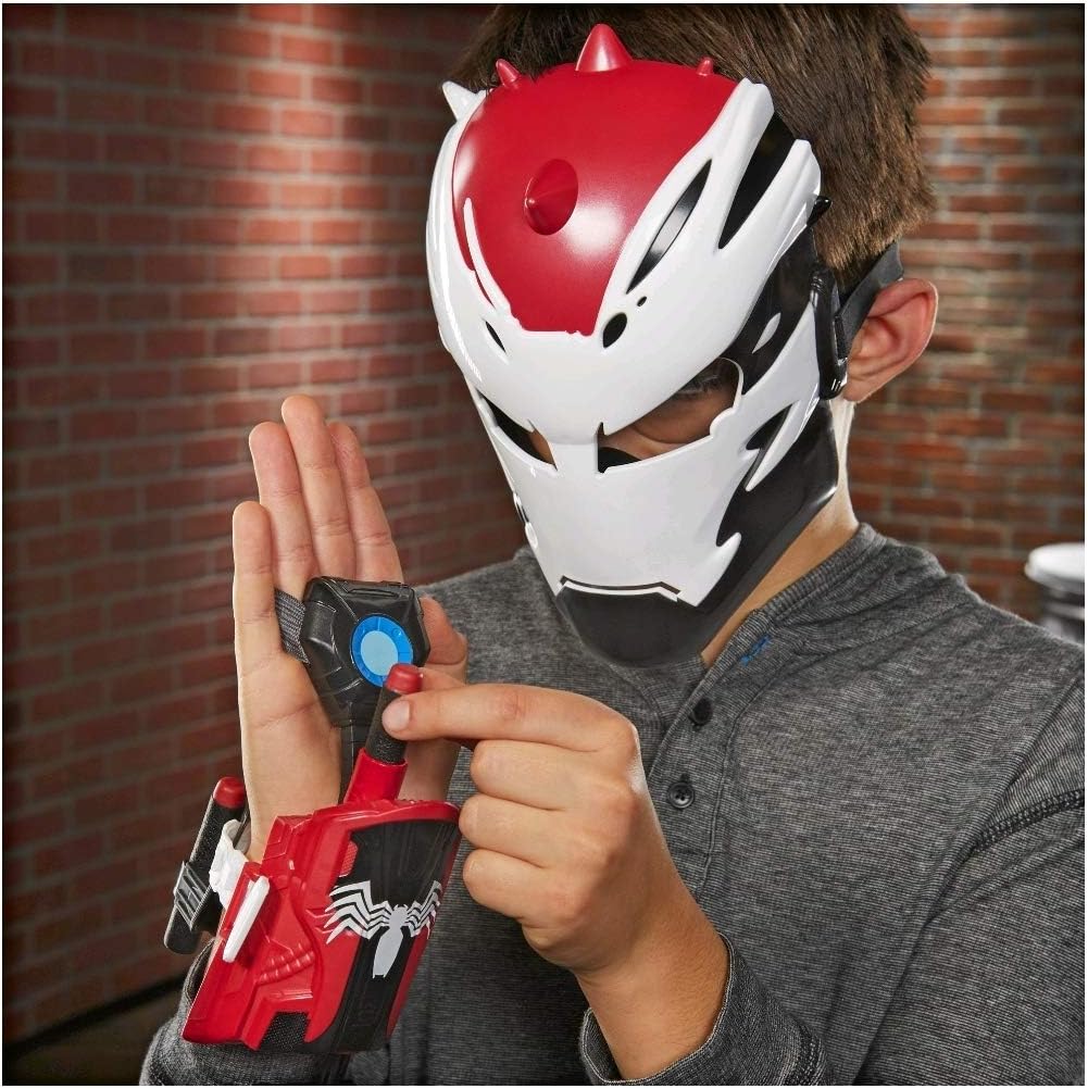 Spider-Man Maximum Venom Venomized Iron Man Set