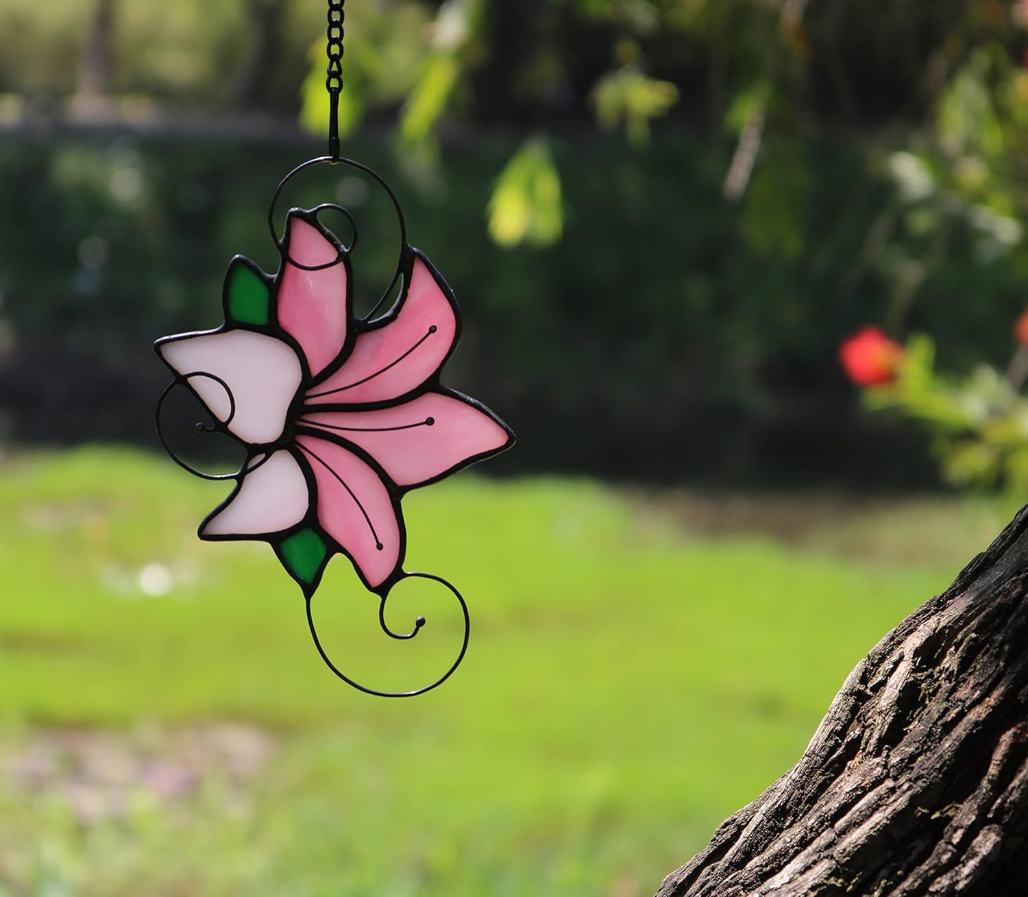 Lily Flower Stained Glass Window Hangings,Bloom Tiger Lily Flower Suncatcher for Window Decoration,Flowers Decoration Housewarming Gift, Wedding Gifts for Her (Lily Flowers)