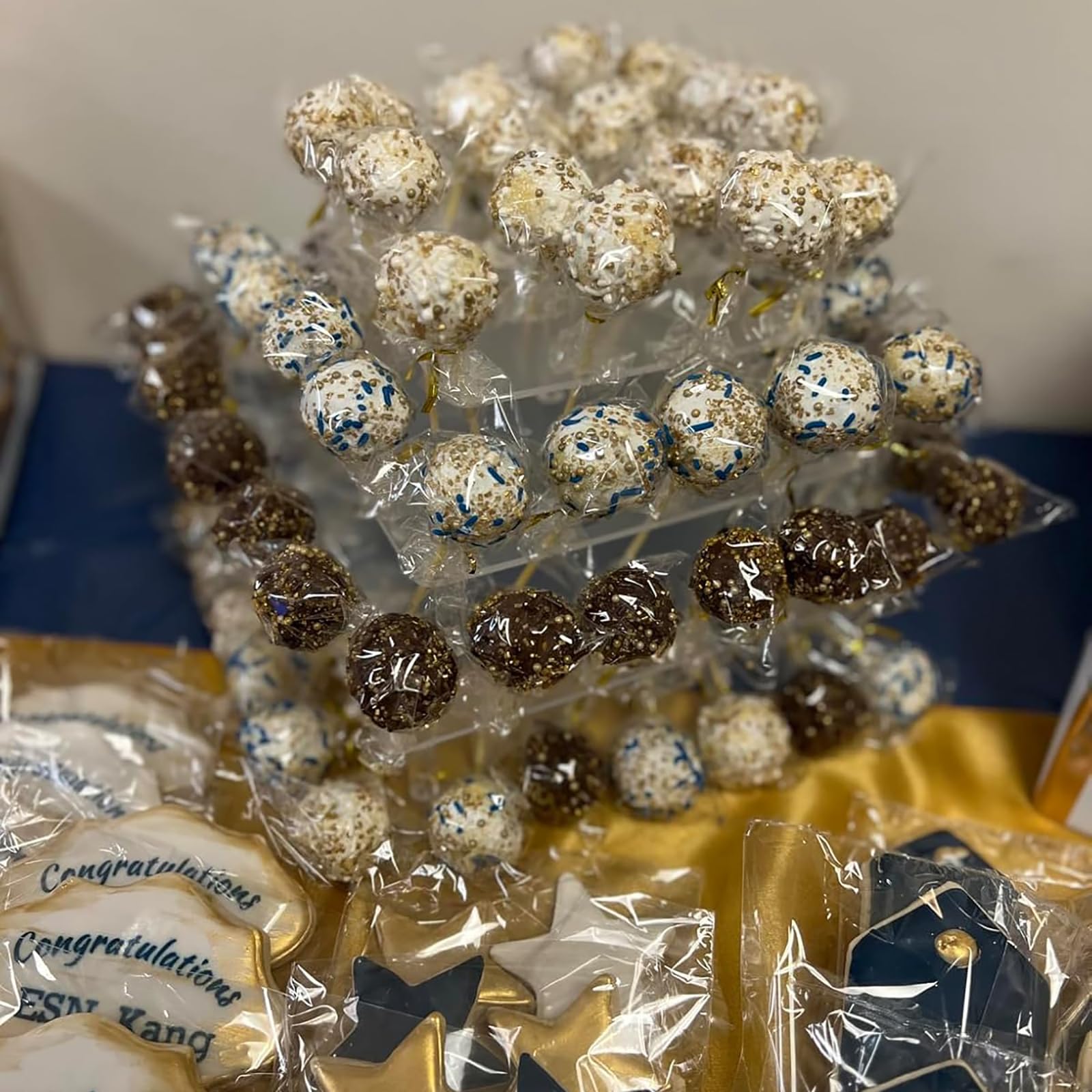 Frcctre 3-stöckiger Acryl-Cake-Pop-Display-Ständer, 56 Löcher, transparentes Acryl-Lutscher-Halter, quadratischer Cupcake-Dessert-Süßigkeiten-Halter für Hochzeit, Babyparty, Partys, Jubiläen