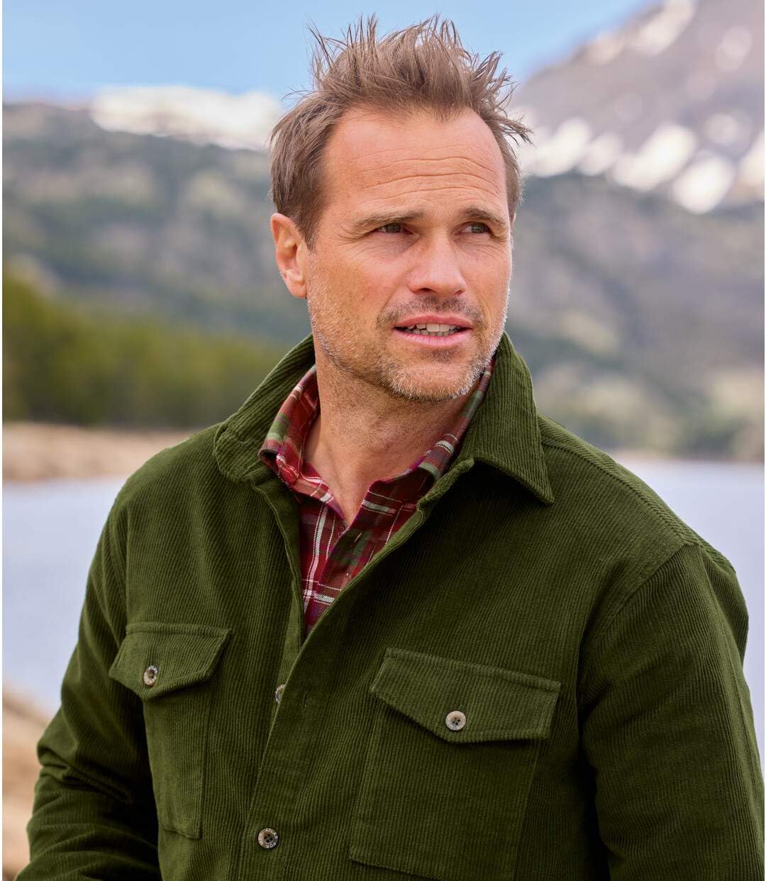 ATLAS FOR MEN - Giacca Camicia Invernale da Uomo in Velluto Verde Scuro - Camicia a Maniche Lunghe da Uomo - Giacca Camicia Calda con 2 Tasche - vestibilità Ampia - Disponibile in Taglie Grandi