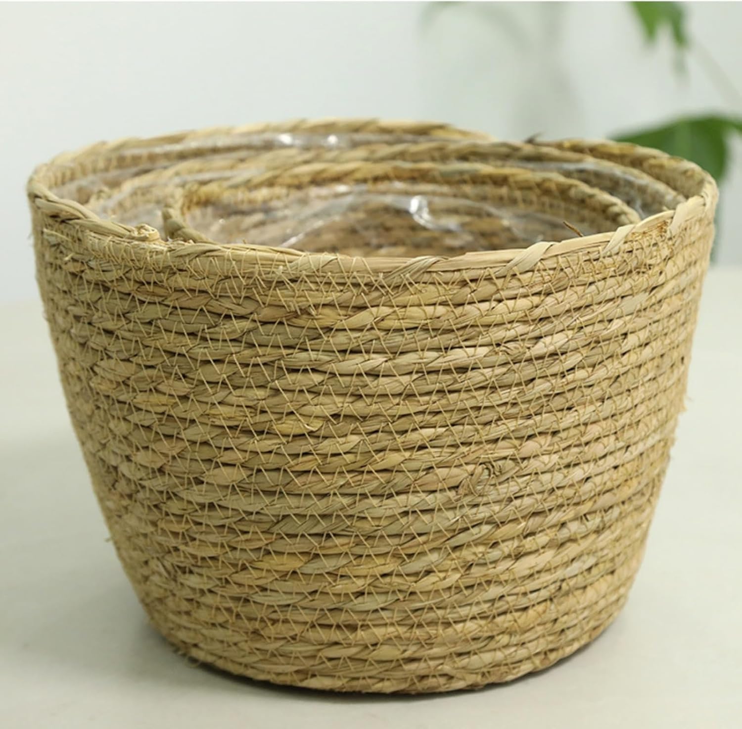 4 Pcs Seagrass Planter Basket Flower Pots with Plastic Liners 5.1 in,7 in, 9 in,10.2 in Hand Woven Plant Basket with Flower Pot Chain, Perfect for Indoor Outdoor Flower Pots Decoration