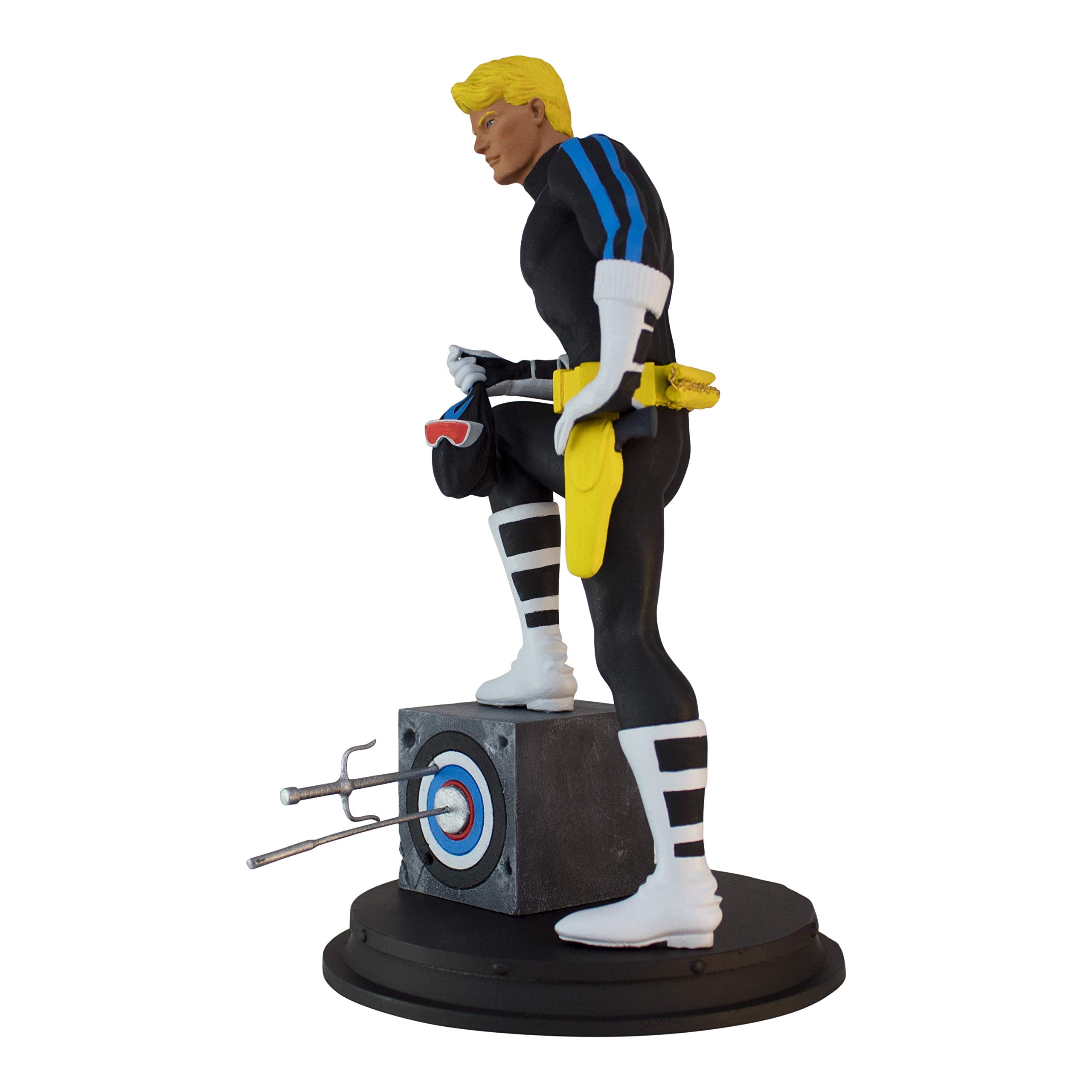 Icon Heroes DC Vigilante Deluxe Statue SDCC Exclusive | Amazon.com.br