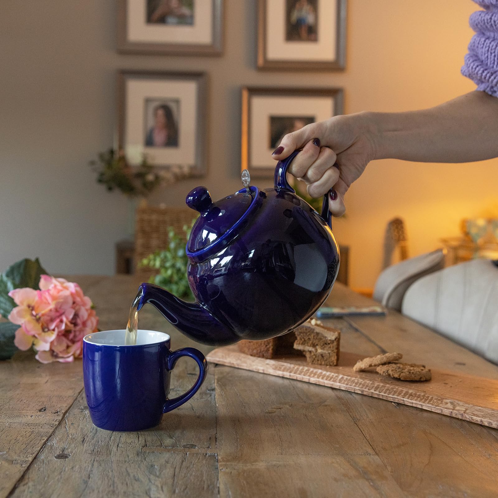London Pottery Farmhouse Keramik-Teekanne für 4 Tassen, mit abnehmbarem Teesieb und Deckel, große Teekanne mit feinmaschigem Edelstahlsieb, 1200 ml Teekanne für losen Tee oder Beutel (Kobaltblau)