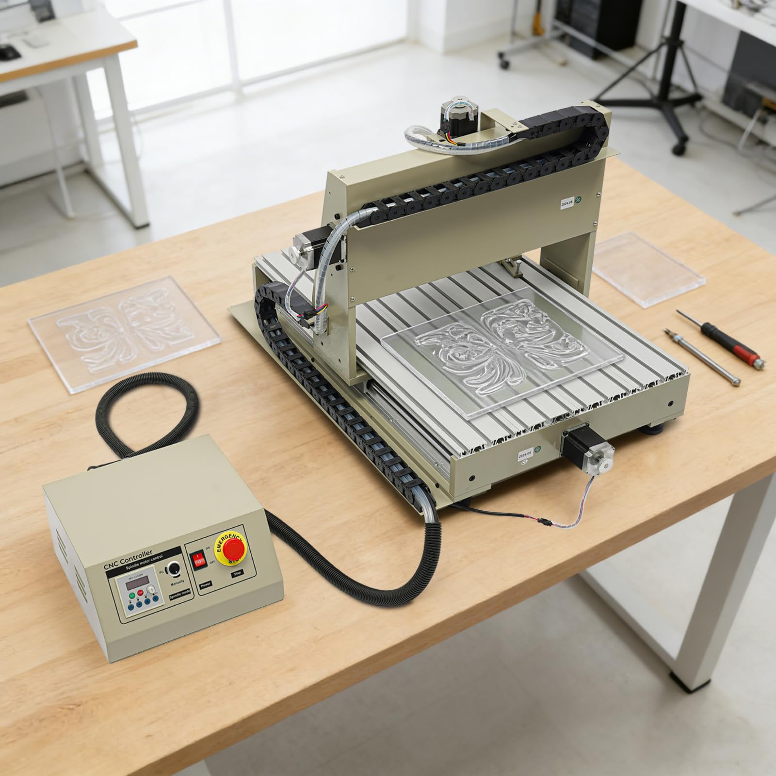 Fresatrice CNC, 500 W, macchina per incisione a 3 assi, controllo MACH3, kit per incisione su legno, 600 x 390 x 120 mm, area di lavoro 24000 giri/min, per legno, acrilico, MDF, PVC, schiuma di