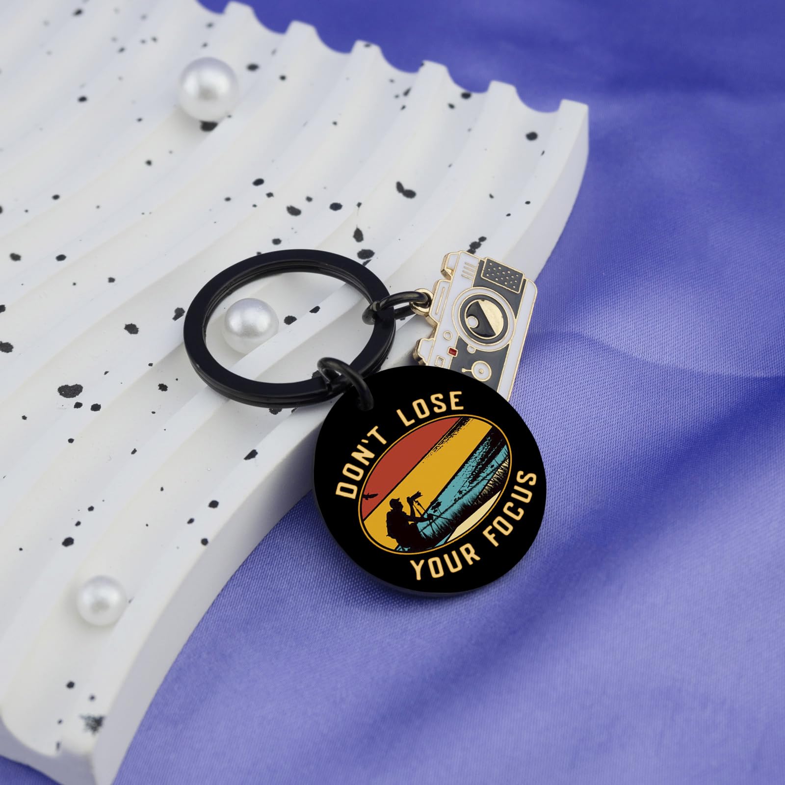 Cool Photographer Gifts for Him Unique Camera Keychain Gifts for Photographers Photography Enthusiasts Men Boyfriend Husband Inspirational Birthday Fathers Day Gift Idea-Don't Lose Your Focus
