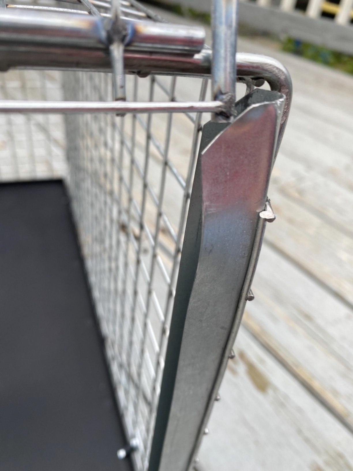 Tomahawk 608NC TNR Katzenfalle – 36x10x12 Zoll, Verzinktes Drahtgewebe, Große Auslöseplatte, Extra Griffe