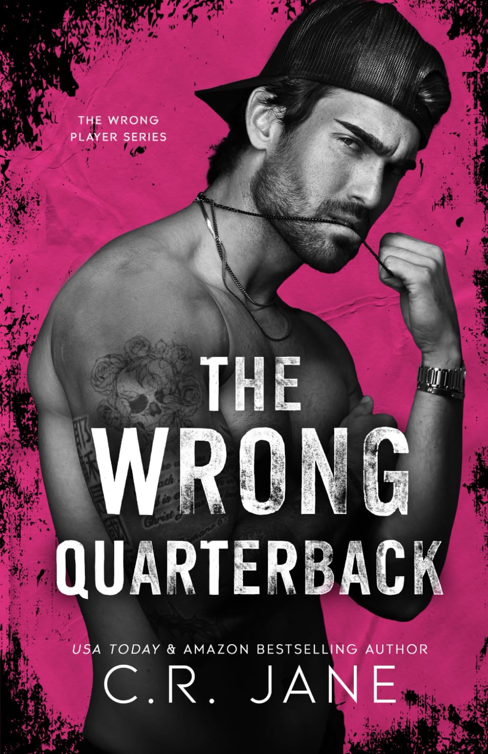 The Wrong Quarterback: A Football Romance: 1 (The Wrong Player Series)