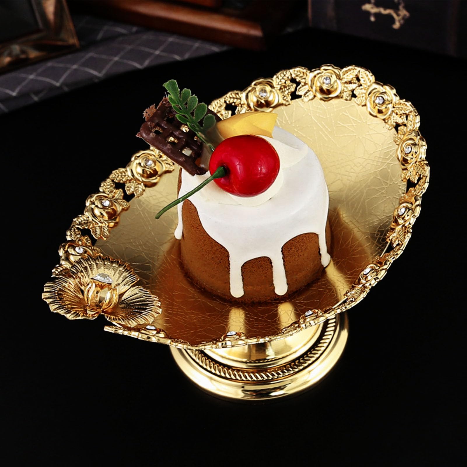 Yechiry European Cake Stand, Elegant Cake Plate with Exquisite Lace for Dessert Display Tray Stand, Fruit Plate with Golden Tray, Sophisticated Snack Plate for Home Decoration