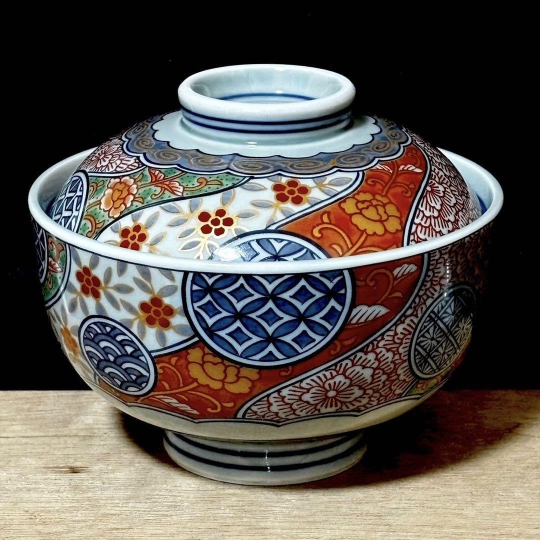 ＊【未使用】有田焼 翠泉 吉祥文様 丼揃 5客組 蓋付き どんぶり 雑煮碗 金彩 Amazon.co.jp: 有田焼 翠泉 吉祥文様 丼揃 5客 蓋付きどんぶり