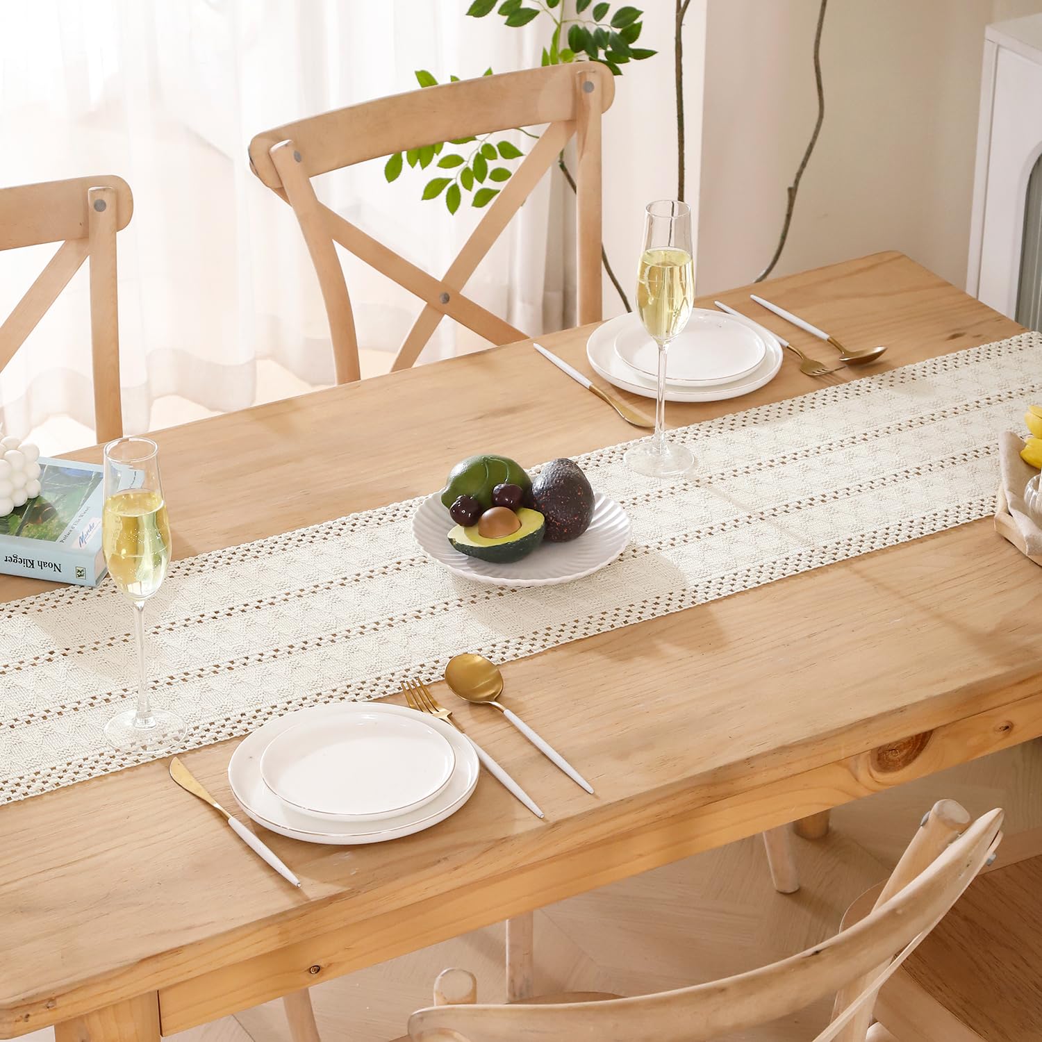 Onlyesh Beige Macrame Tafelloper, 24 x 240 cm Vintage Lace Tafelloper met Kwasten voor Boho Bruiloft Bruids Douche Home Eettafel Decor