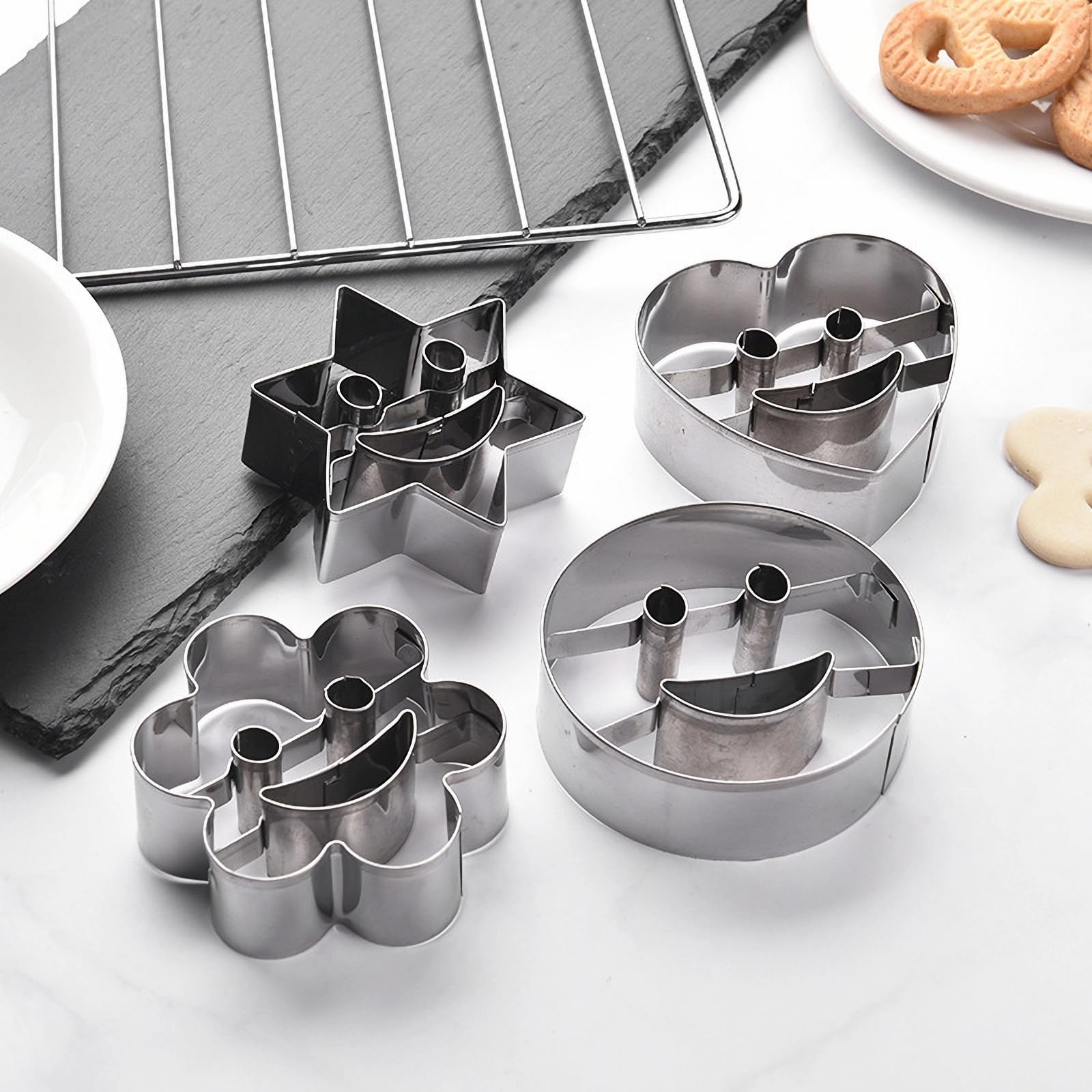Juego de cortadores de galletas de acero inoxidable para hornear, moldes de galletas para hornear de metal, herramientas de modelado de cocina, 4 piezas (cara sonriente)
