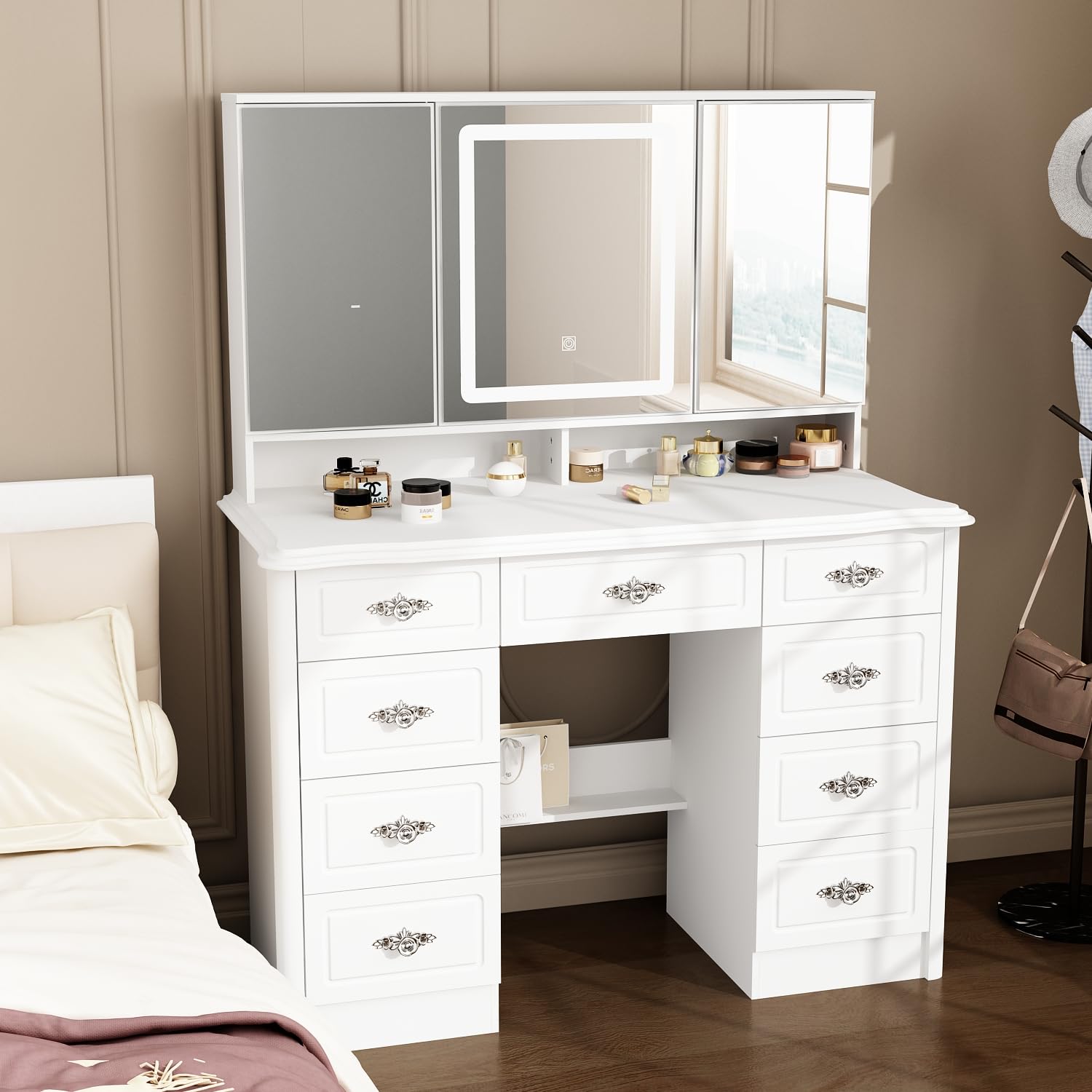 Coiffeuse LED CLP Tiline Blanche - 9 Tiroirs, Miroir Hollywood, Plateau Verre, Prise USB