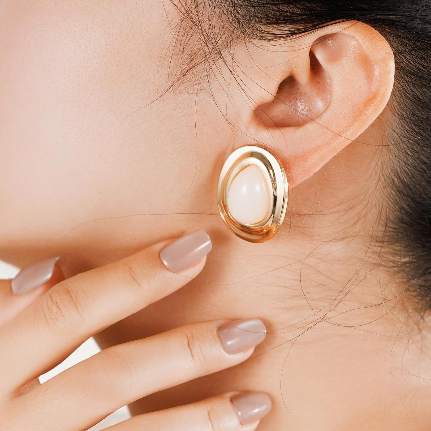 Acrylic Gold Stud Earrings Chunky Statement Vintage Jewelry for Women