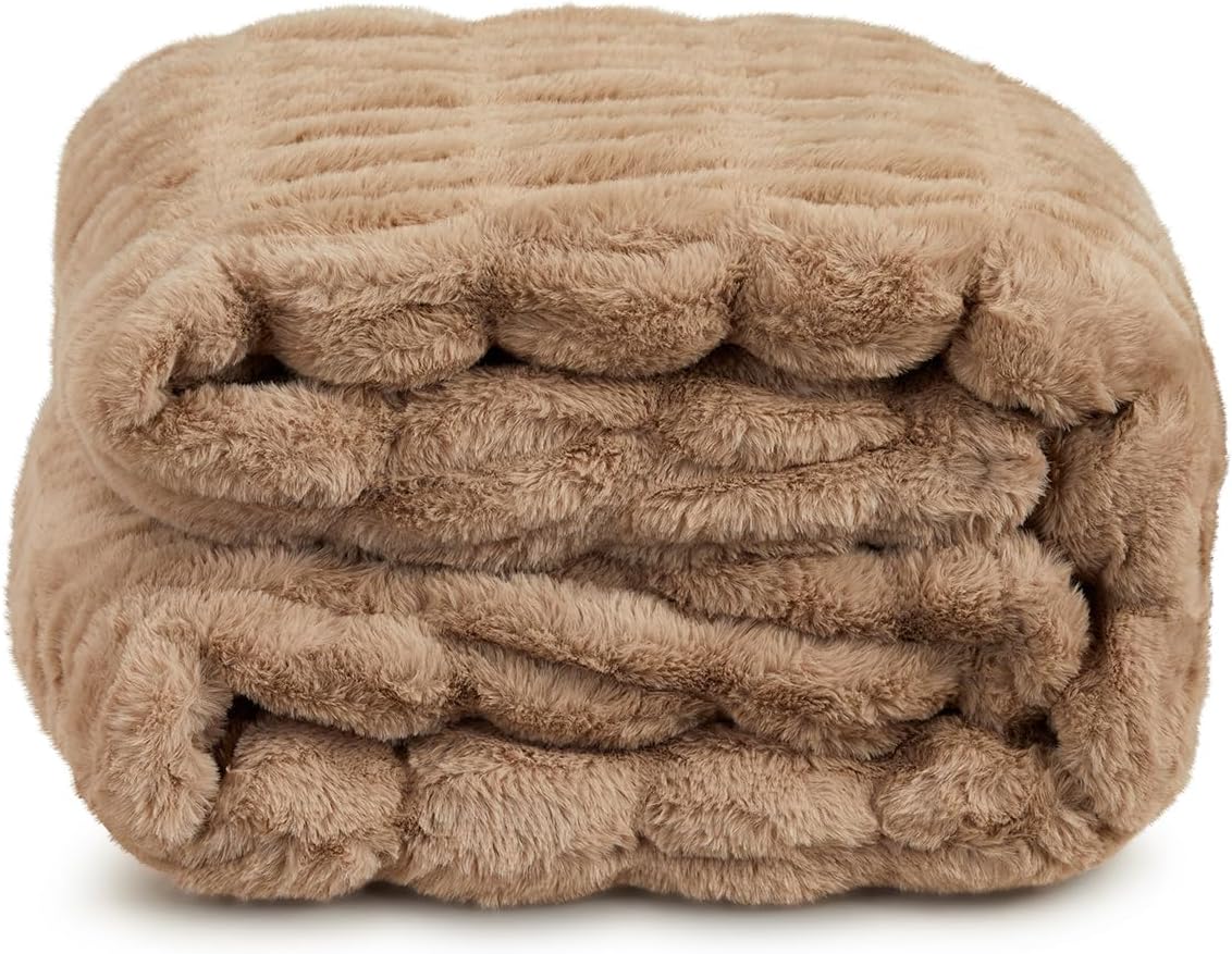 Springtree Home | Luxury Plush Throw Blanket | Brown Throw Blanket | Perfect Blanket for Couch Year Round | Fluffy Micro Fleece | Lily Collection - Dune