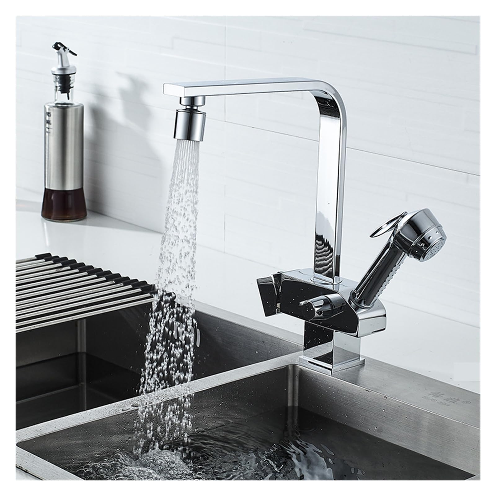 Robinet de cuisine pour lavage de légumes pratique avec douchette rétractable C7