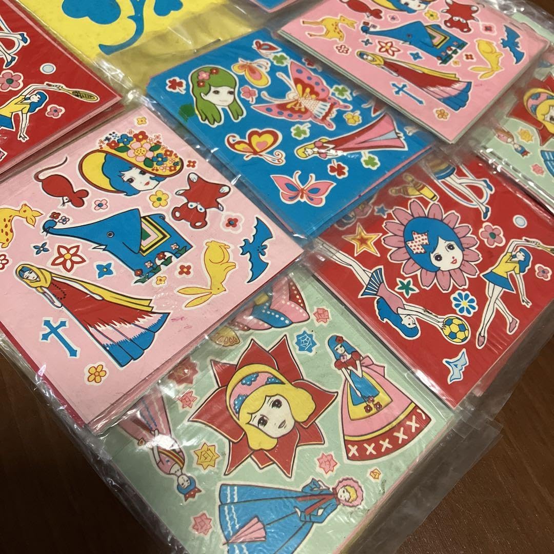 Amazon.co.jp: レトロ 当時物 香水入り 女の子柄 千代紙 折紙 おりがみ  