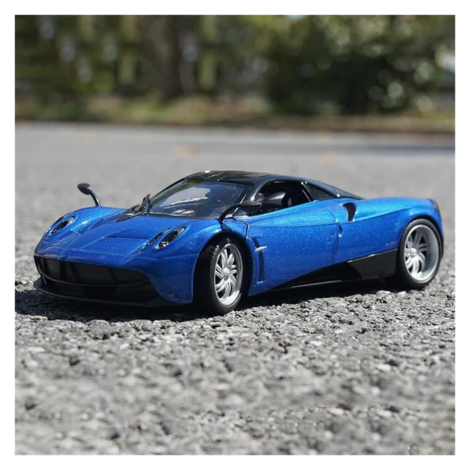 MOCALUX Scale Die-Cast Model Car For PAGANI For HUAYRA Diecast Model Car