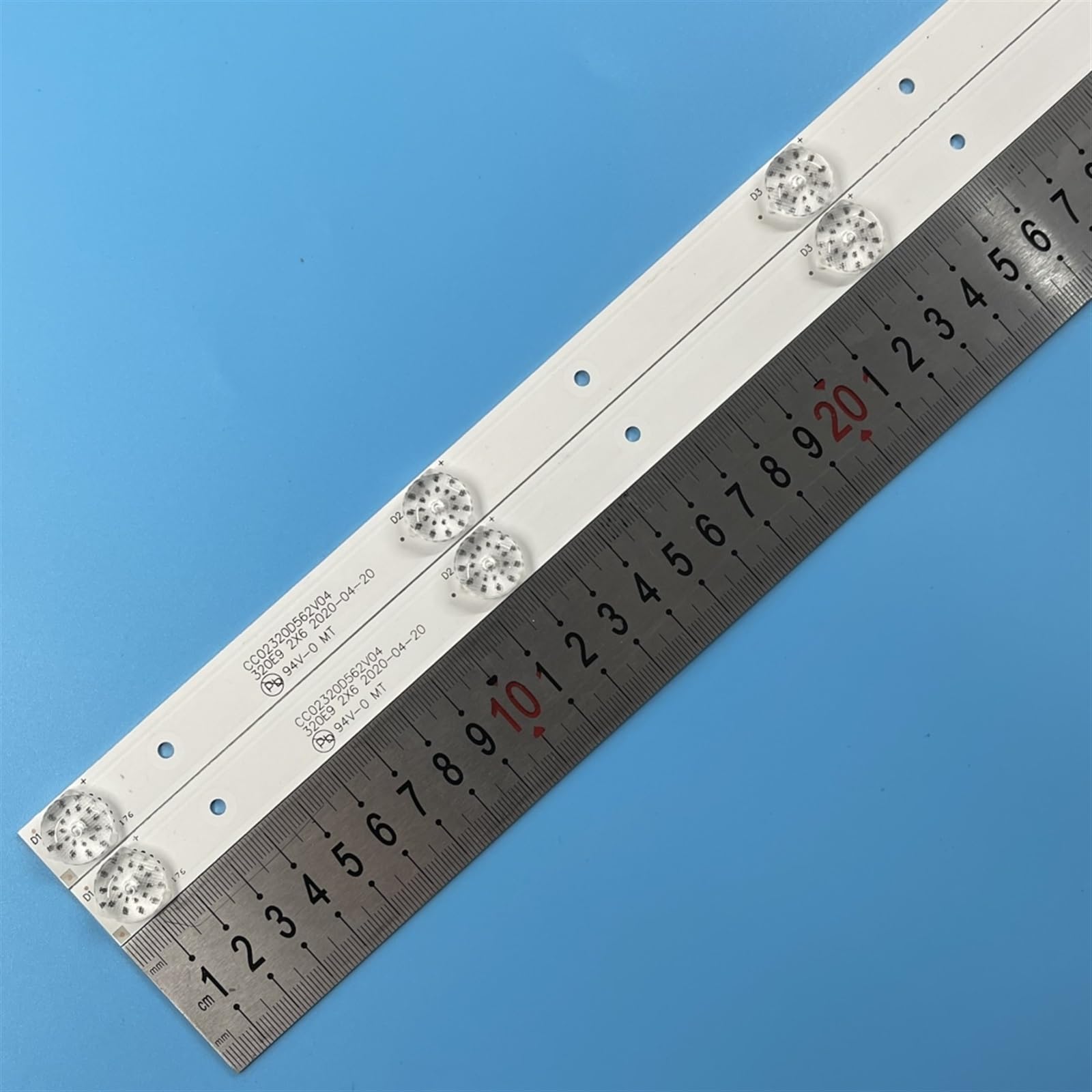 Bandes de rétro-éclairage LED TV NVT-32H103W, CC02320D562V08 320L(320E9) 2X6 6S1P 1210, règle de Bandes CC02320D562V04 32E9 2X6 16/3/18 560mm(4PCS 2TV)