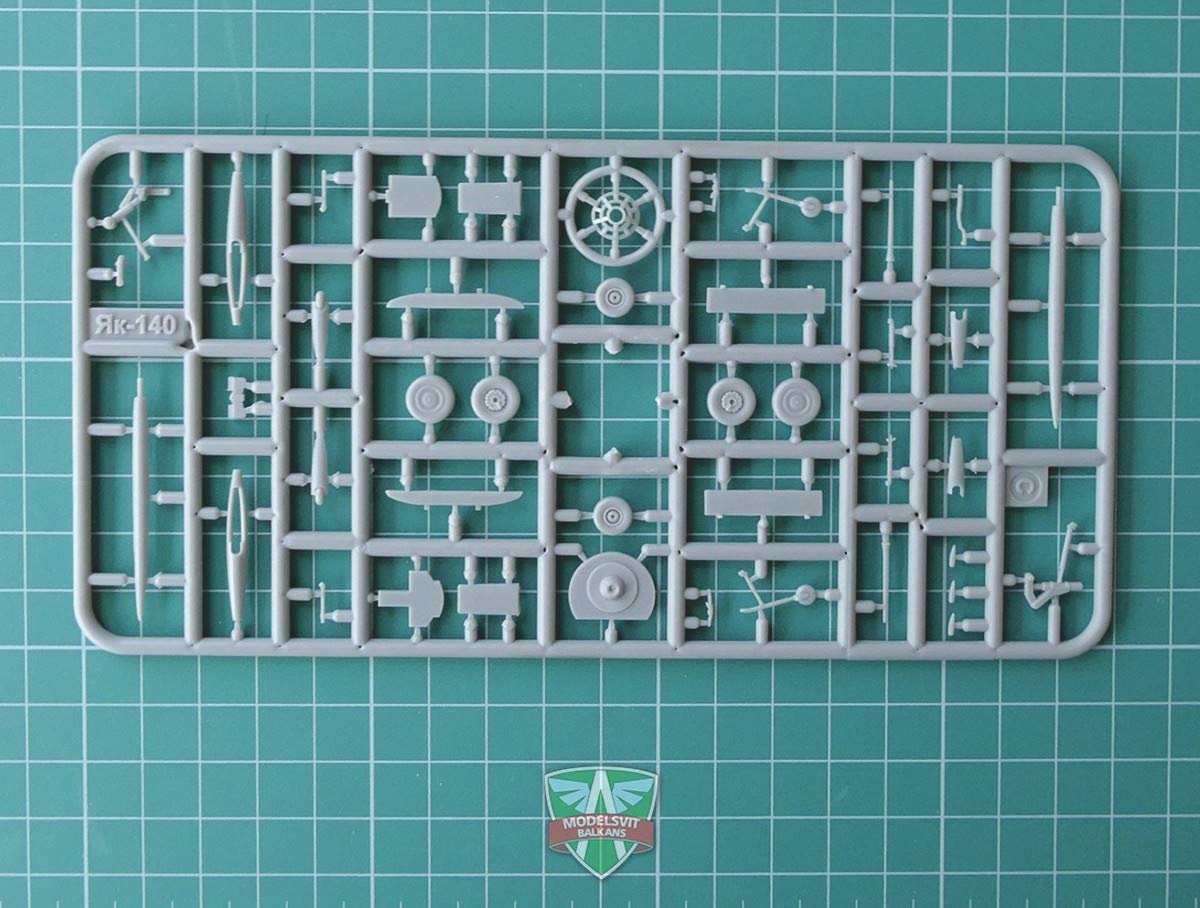 Amazon | モデルズビット 1/72 ロシア ヤコブレフYak-140 試作超音速