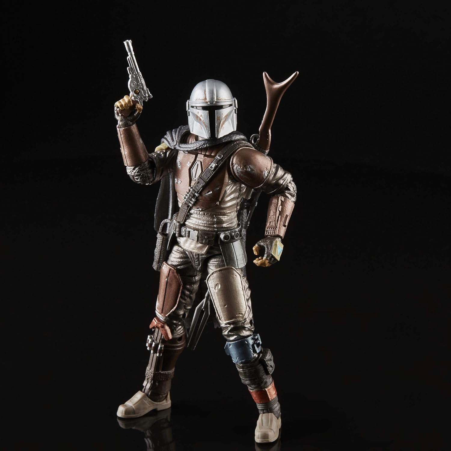 Star Wars The Black Series Carbonized Collection The Mandalorian Toy 6-inch Scale Action Figure, Toys for Kids Ages 4 and Up