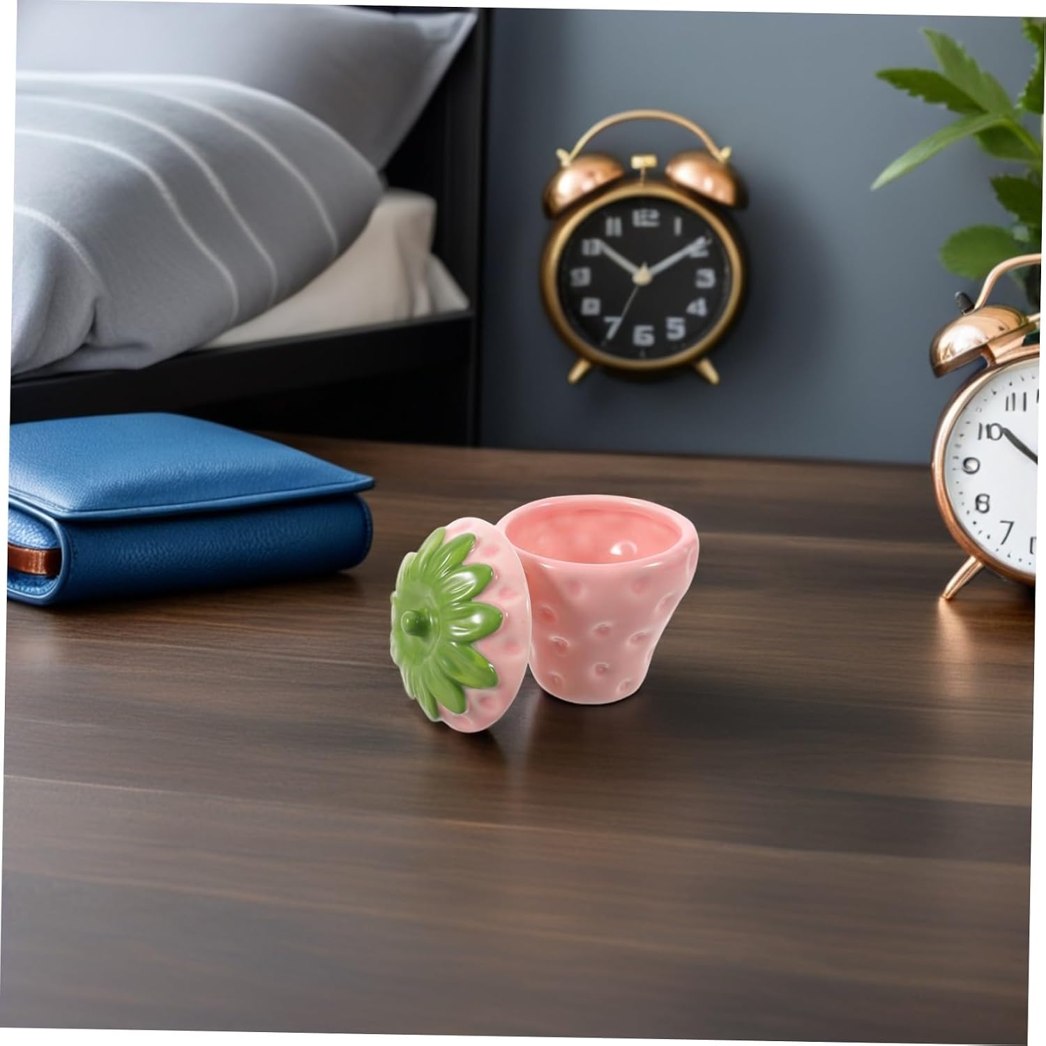 Ceramic Strawberry Candle Holder Cup DIY Empty Scented Candle Jar for Home Decor Table Centerpiece Birthday and Wedding Party Use