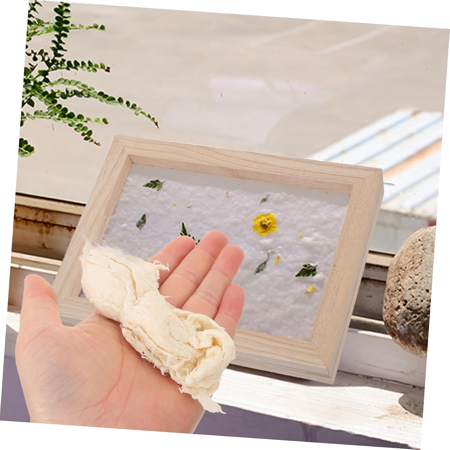 Uonlytech 1Bag DIY Craft Paper Pulp for Wood Paper Making Material for Handmade Crafts Projects Engages Creativity and Manual Skills for Parent Bonding