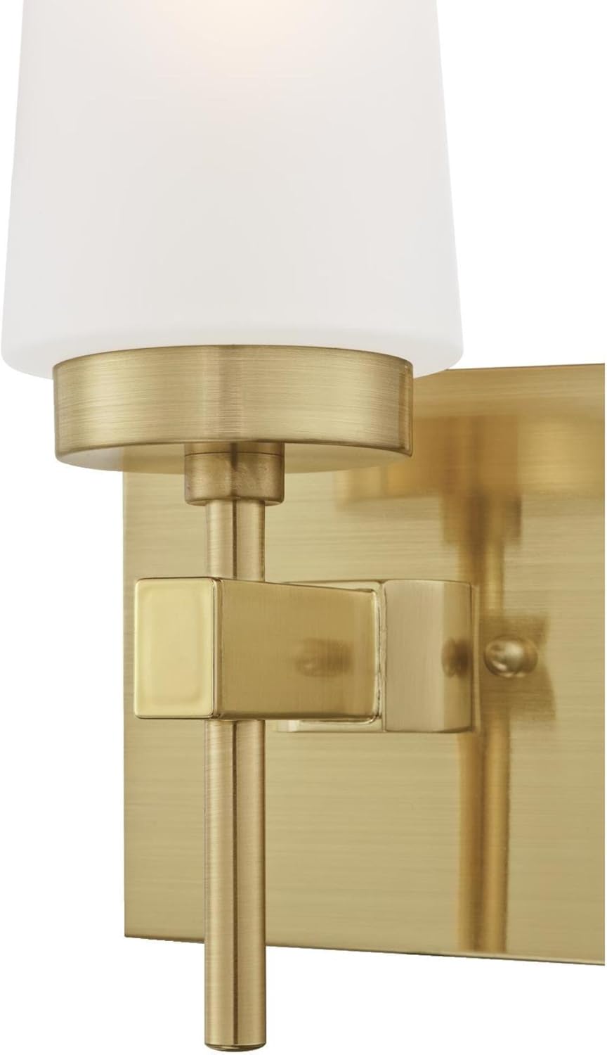 Suреr Brаndѕ Westinghouse Lighting 6353000 Wall Fixture, Champagne Brass