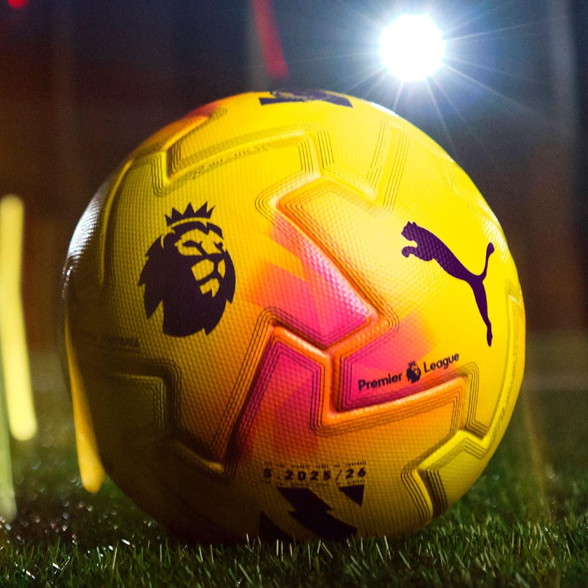 PUMA Unisex Orbita Ultimate Premier League Lights Fußball (FIFA® Quality Pro) 5, Fluo Yellow Multicolor