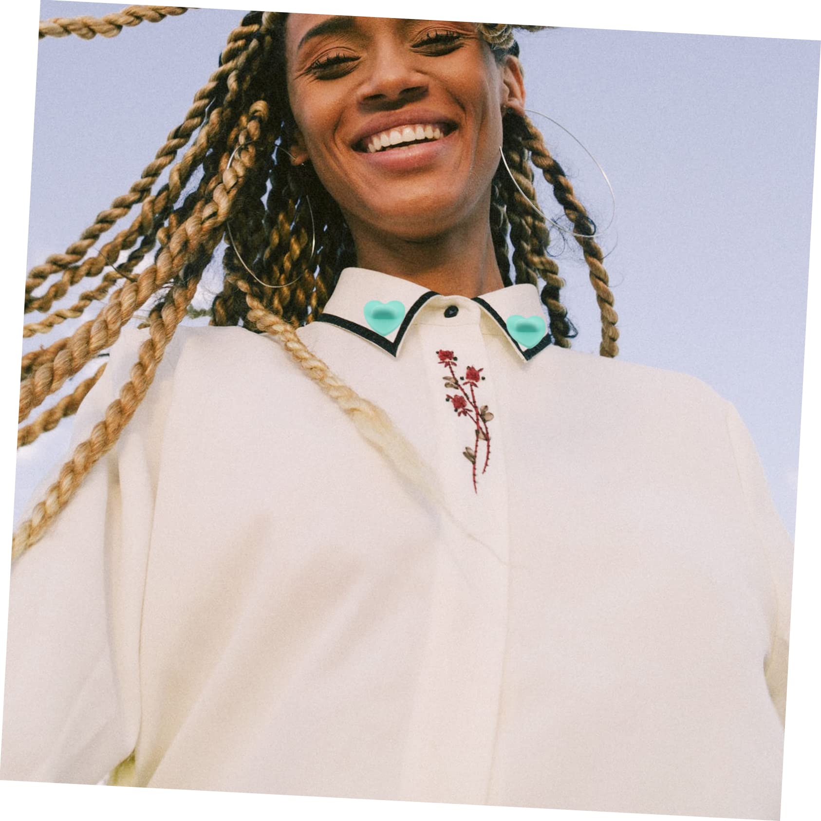 ARTIBETTER 100Pcs Heart Shaped Rubber Pin Backs Durable Brooch Backings for Lapel Pins Easy to Use Tie Tacks for Crafting Badges and Jewelry Making