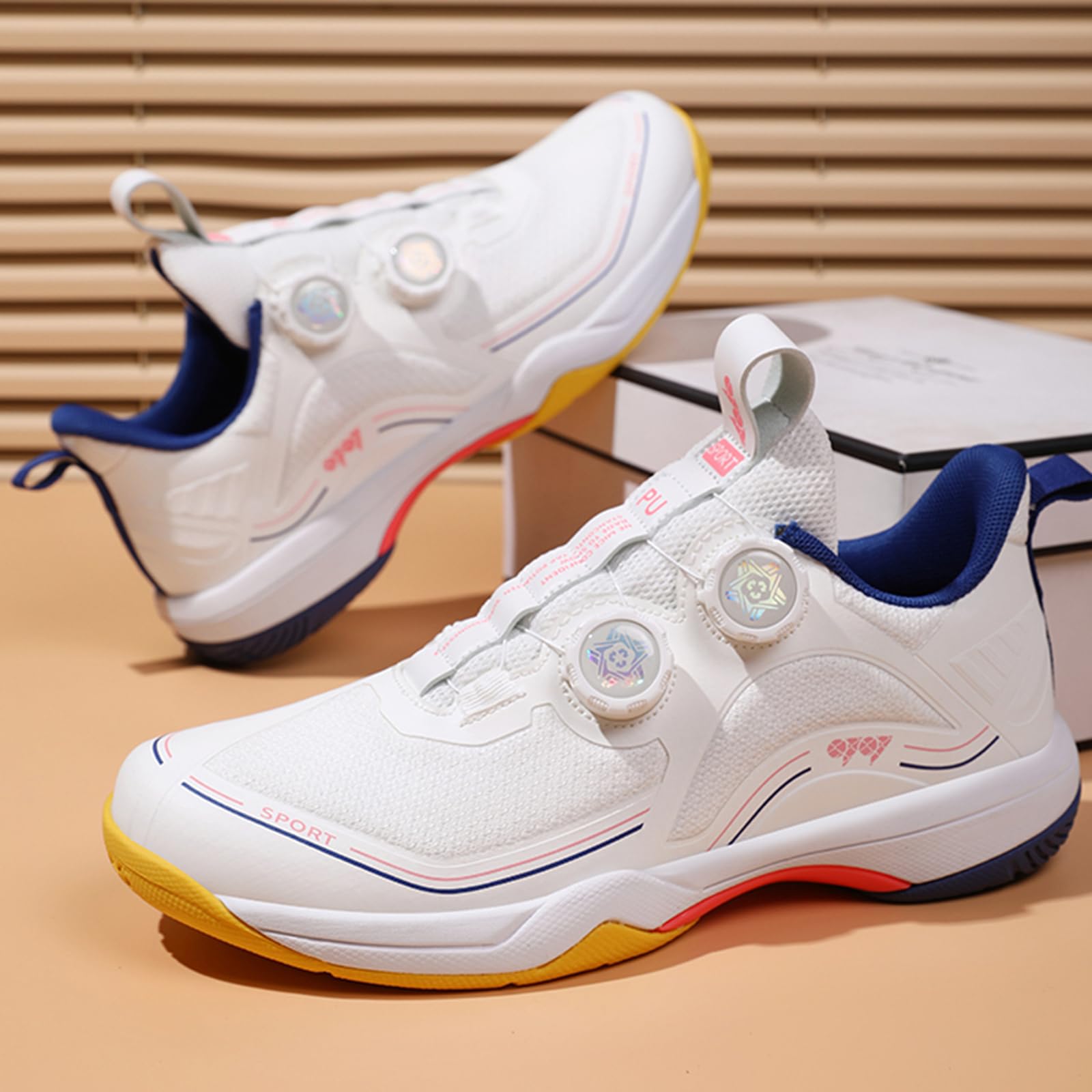 Zapatillas de bádminton/tenis de mesa con tecnología sin costuras, diseño unisex ligero, placa de carbono TPU y suela MD antideslizante, versátil