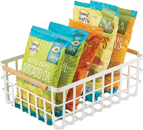 Miniatura 8 de mDesign Cesta organizadora de almacenamiento de alambre de metal con asas de madera de bambú para despensa de cocina, contenedor rústico de granja