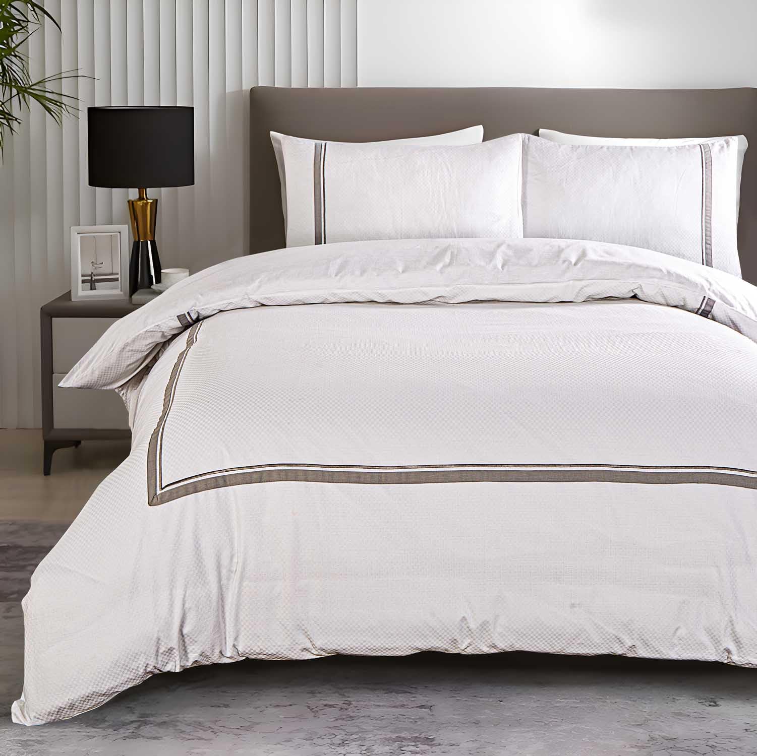 Nimsay Home Chrono Hotel Quality Embroidered 100% Egyptian Cotton Duvet Cover and Pillowcases Bedding Set (King, White)