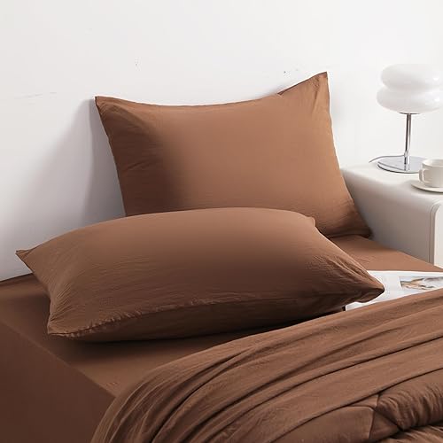 Vista 231 de NTBAY Juego de ropa de cama para niños pequeños, juego de ropa de cama suave y transpirable de 4 piezas para niños y niñas, incluye edredón