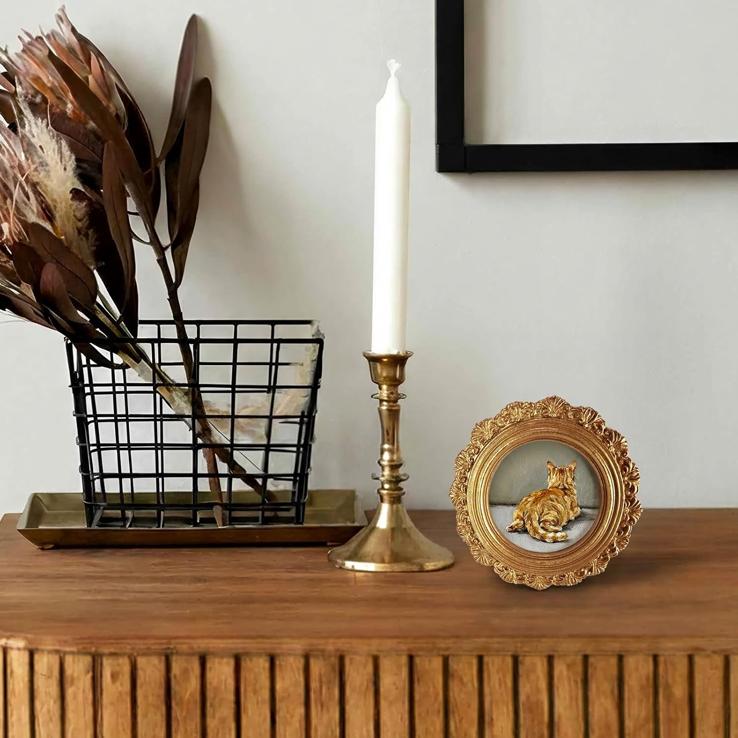 Small Vintage Cat Butt Round Picture Frame Wall Decor, Funny Cute Orange Tabby Cat Gold Mini Ornate Photo Frame for TableTop Desk 2.7in Photo, Rustic Framed Artwork for Walls Office Bedroom image 2