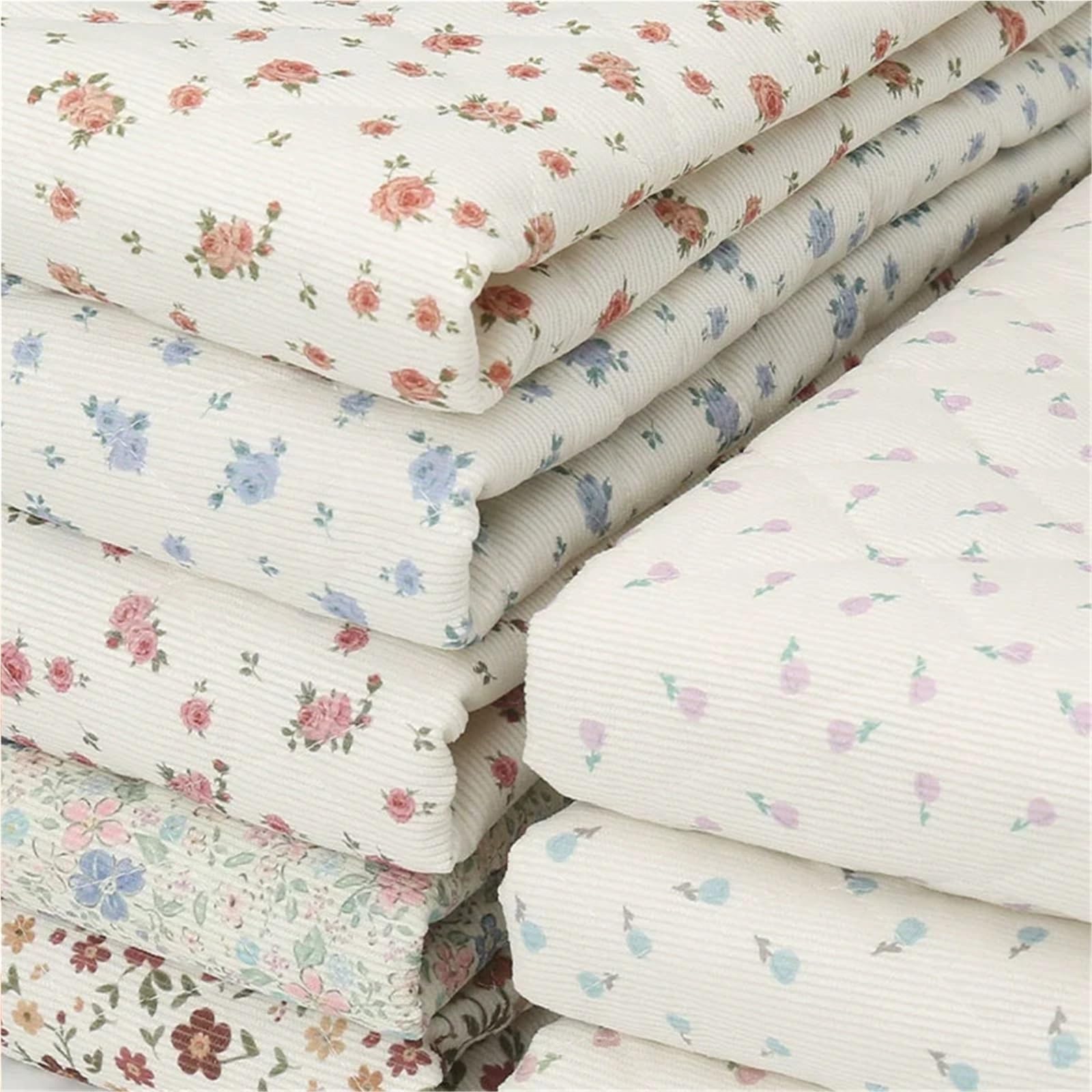 Tela Acolchada Tela acolchada de pana con estampado floral