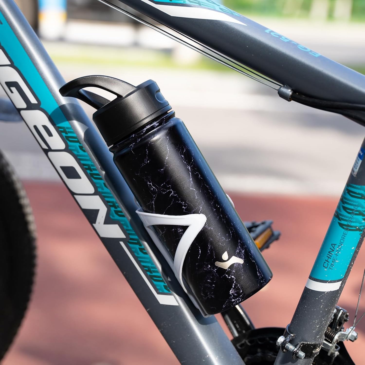 18 oz Insulated Water Bottle Stainless Steel Sport Bottles with 3 Lids,Marble Midnight - Image 6