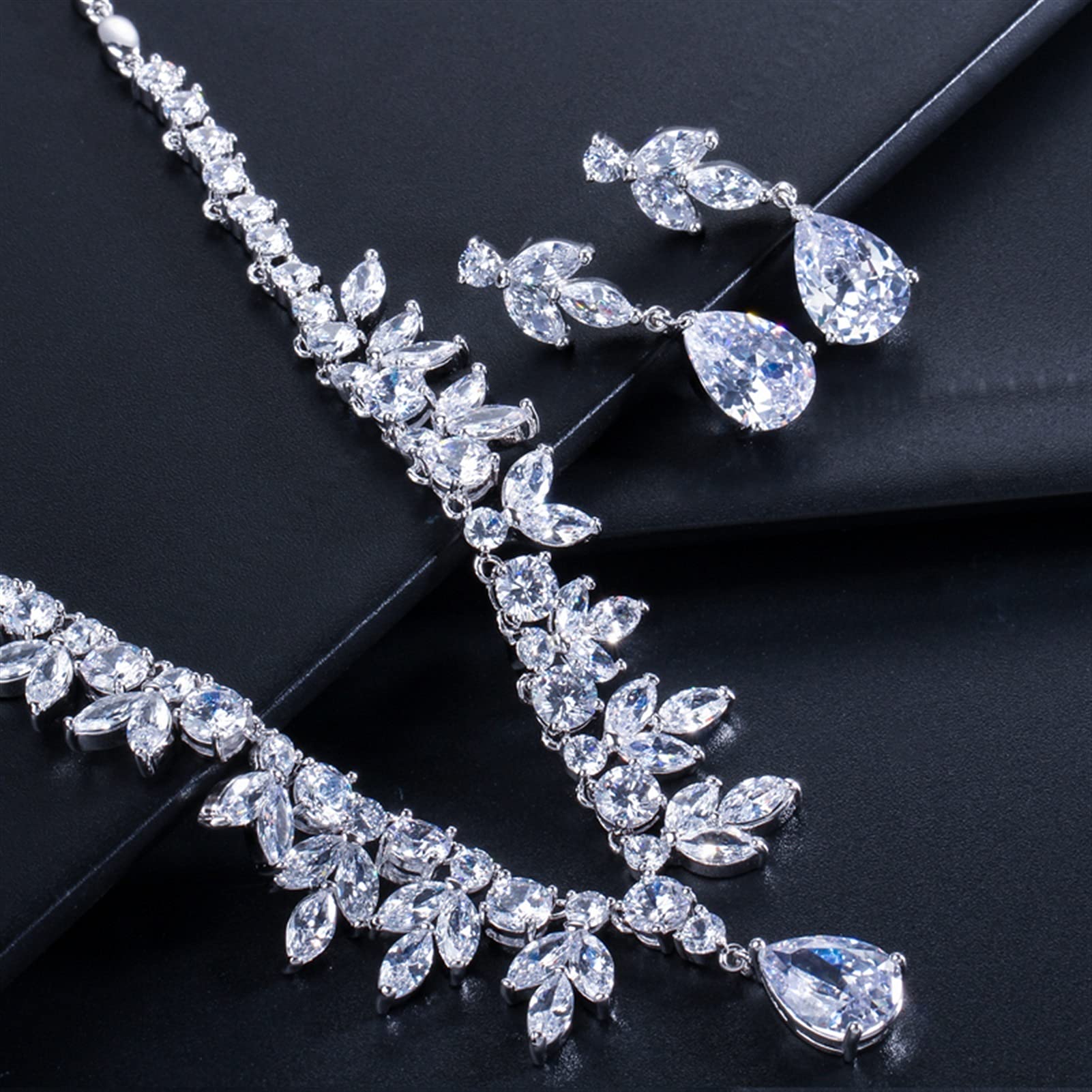 Joyería Accesorios para Fiesta Nupcial Color Plata Zirconia cúbica Collar de Boda Pendientes Conjunto de joyería para Novias