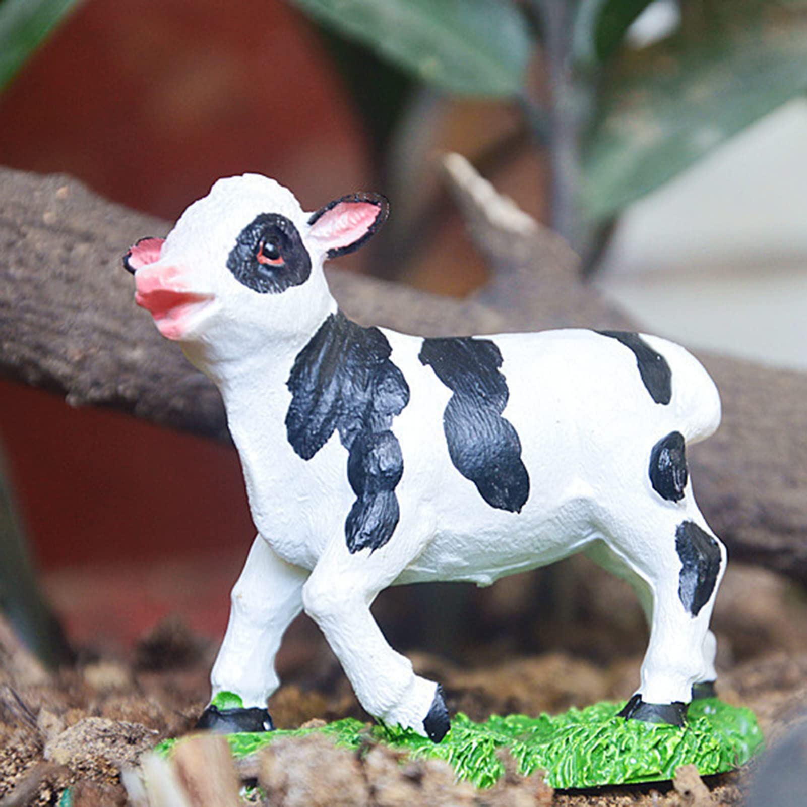 MN0549★  子牛と少女 置物 牛の親子置物 A45