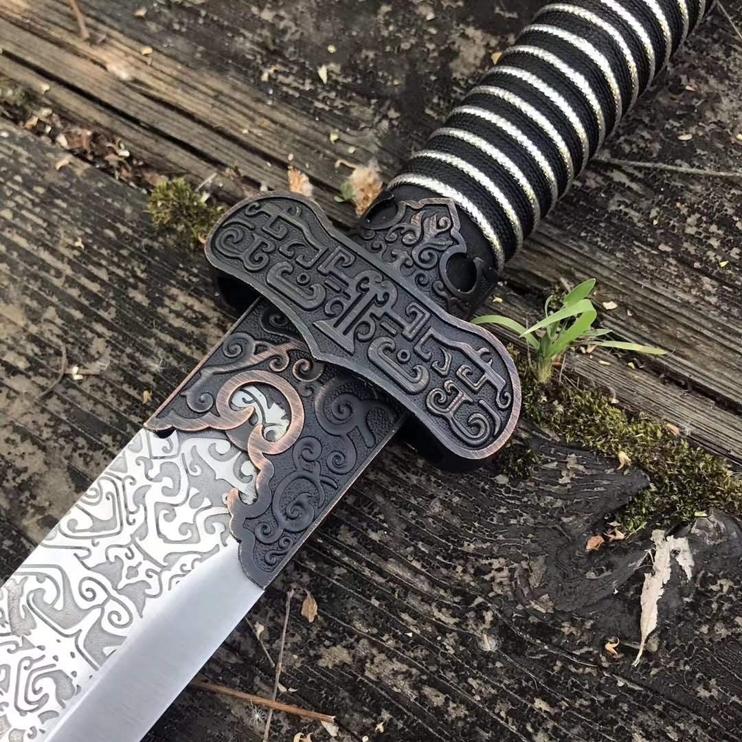 Nepal Machete/Forged High Carbon Steel Blade/Leather Scabbard/Chinese Sword