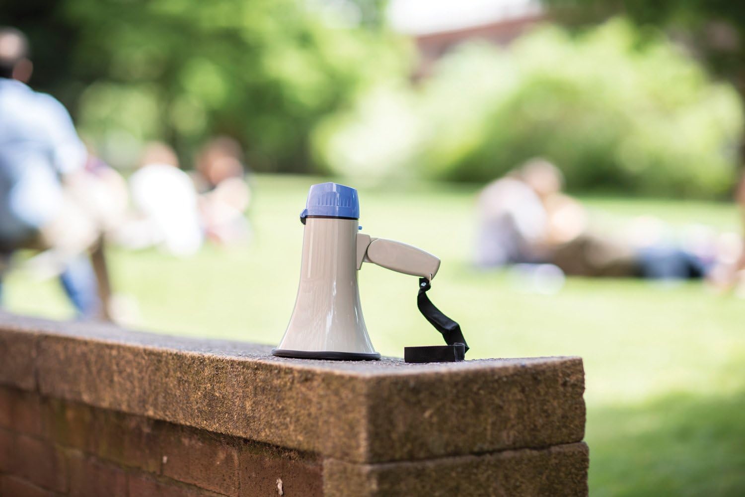 Adastra L01 Portable Megaphone Battery Operated and Supplied with Carry Strap Volume Control and Selectable Siren | Events, Public Address, Festivals