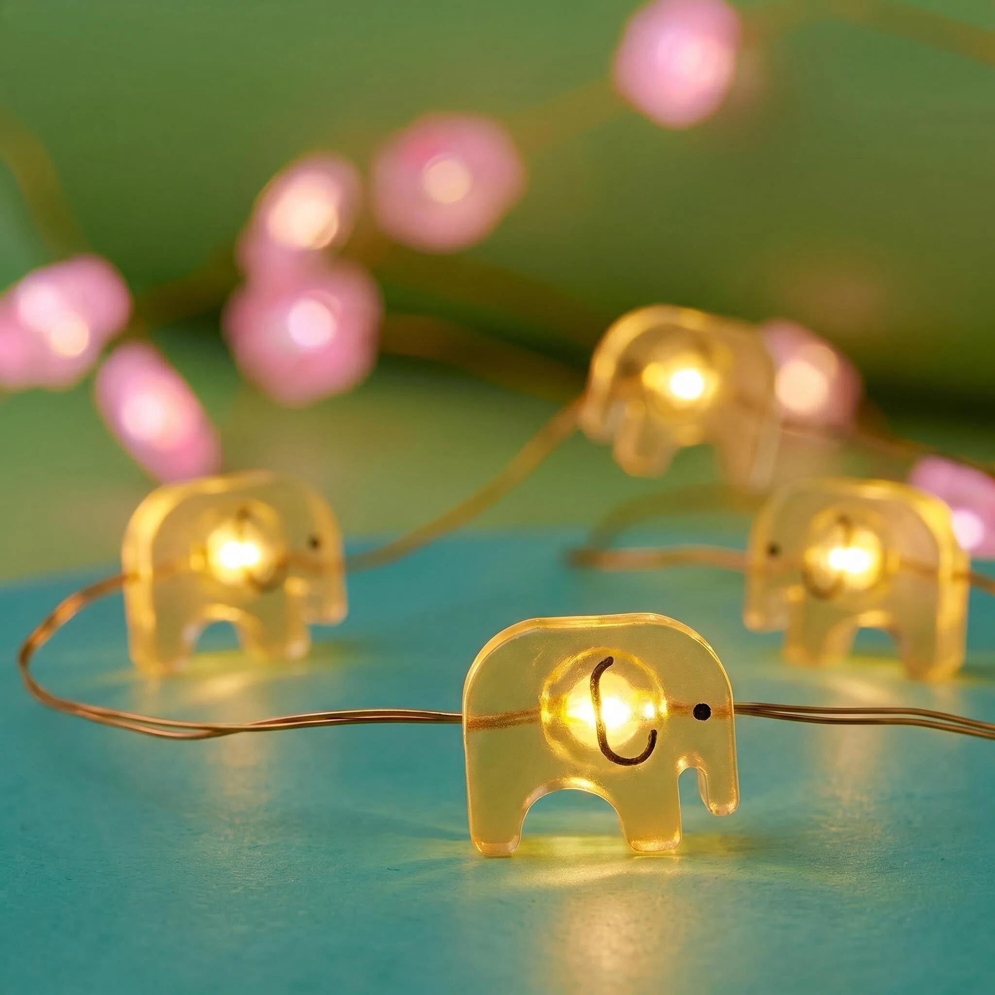 HHMTAKA Children’s Fairy String Lights 30 Warm White LEDs Battery Operated Cute Fairy Lights 2modes Indoor Use 3M Nursery Bedroom Decoration Indoor Décor (Elephant)