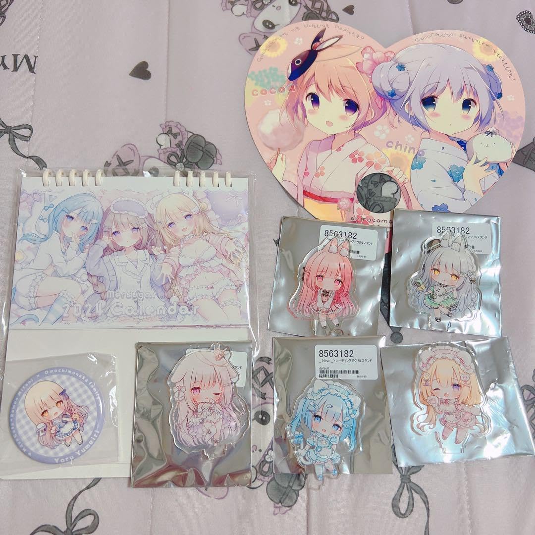 桃豆こまもち　しらたま　おもちもなか　アクリルスタンド　まとめ売り Amazon.co.jp: 桃豆こまもち タペストリー おもちもなか