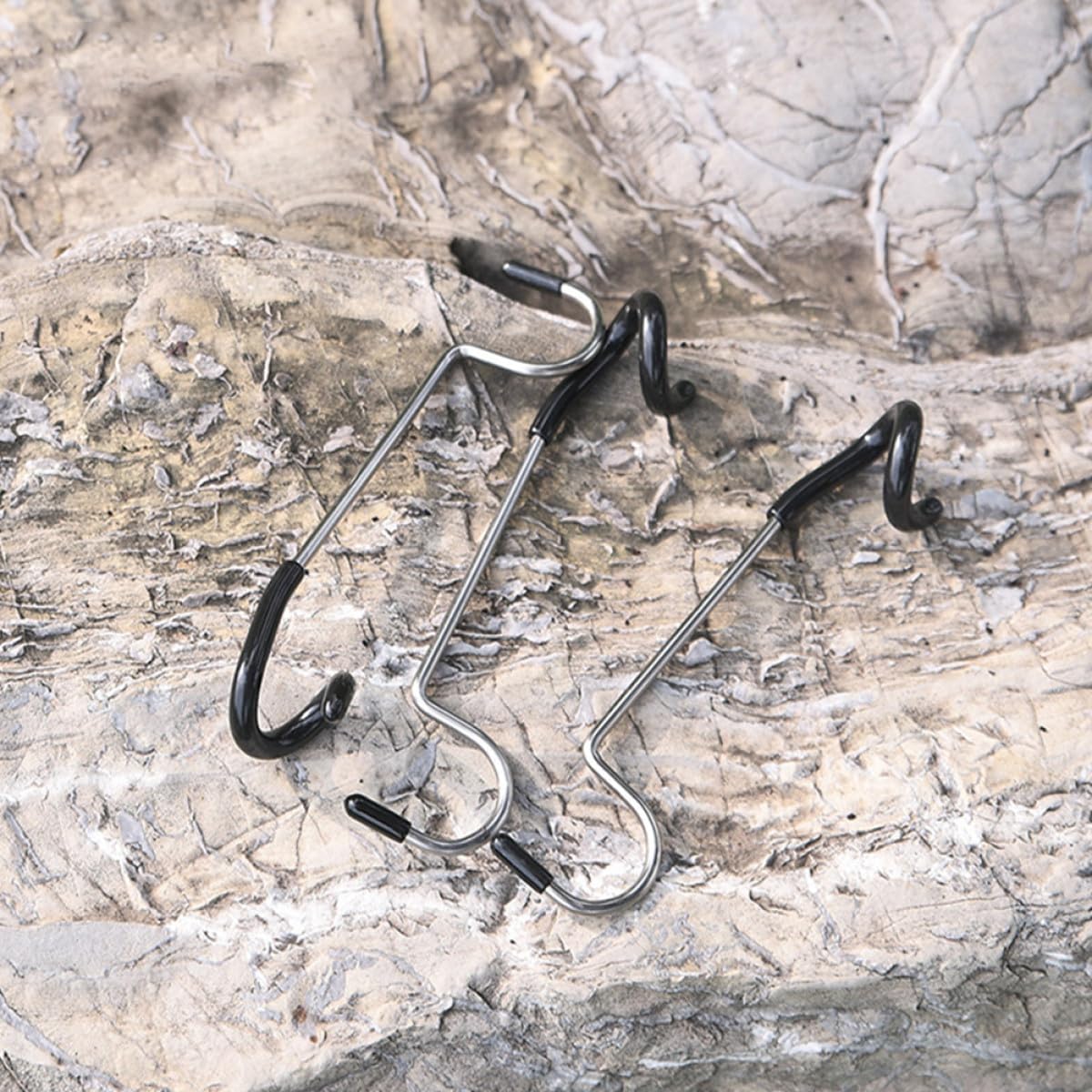 Ciieeo Stainless Steel Camping Light Hooks 2pcs, Versatile Tent Lamp Hangers for Outdoor Camping and Hiking, Sturdy Light Pole and Tree Branch Hooks for Lantern Accessories